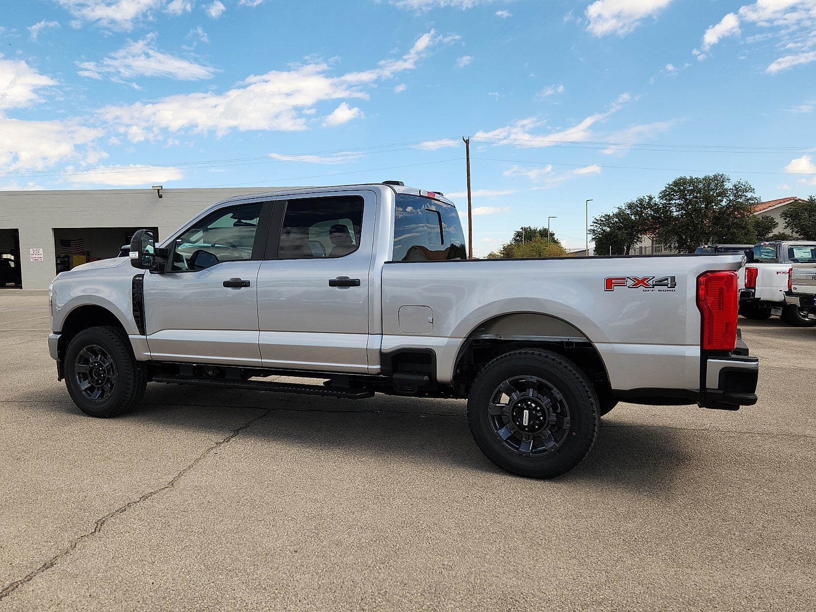 2027 Ford F-250SD XL