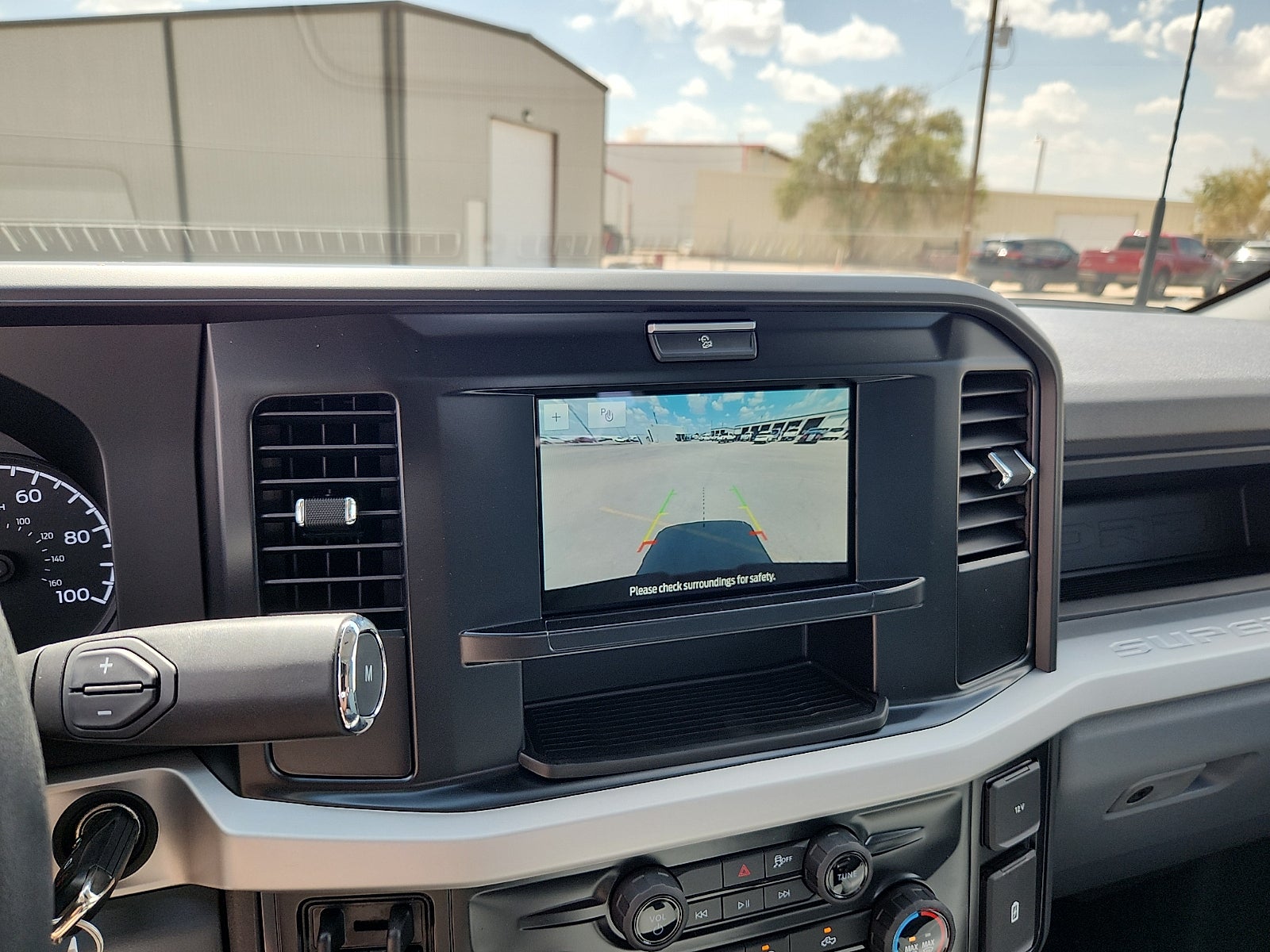 2027 Ford Super Duty F-250 SRW XL
