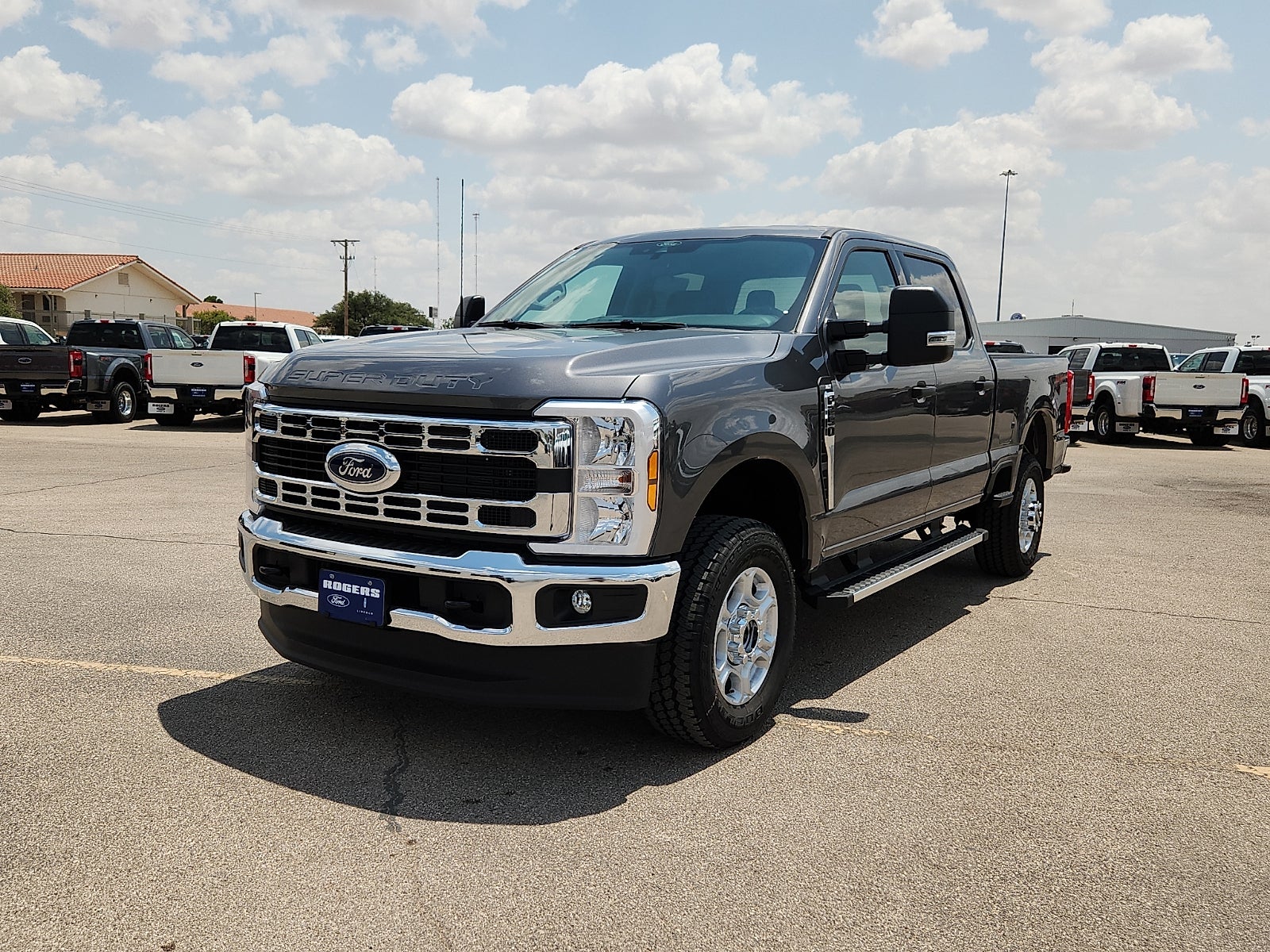 2026 Ford Super Duty F-250 SRW XLT