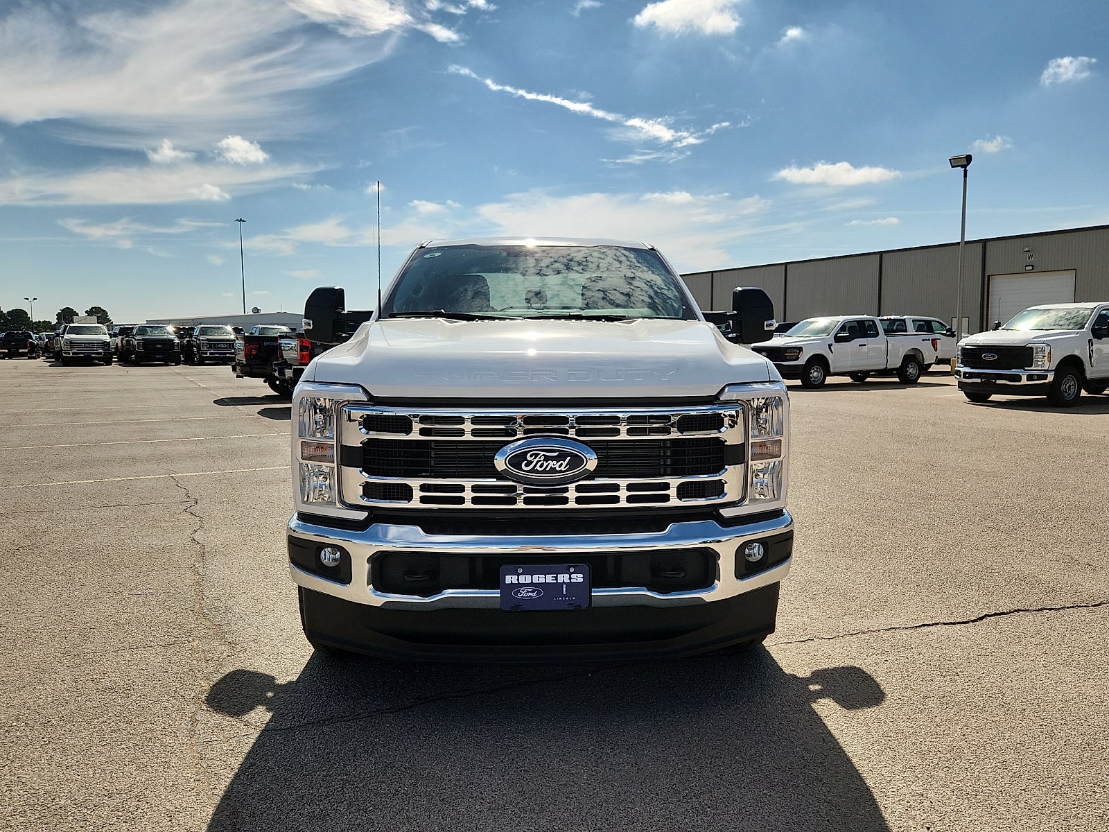 2027 Ford F-250SD XLT