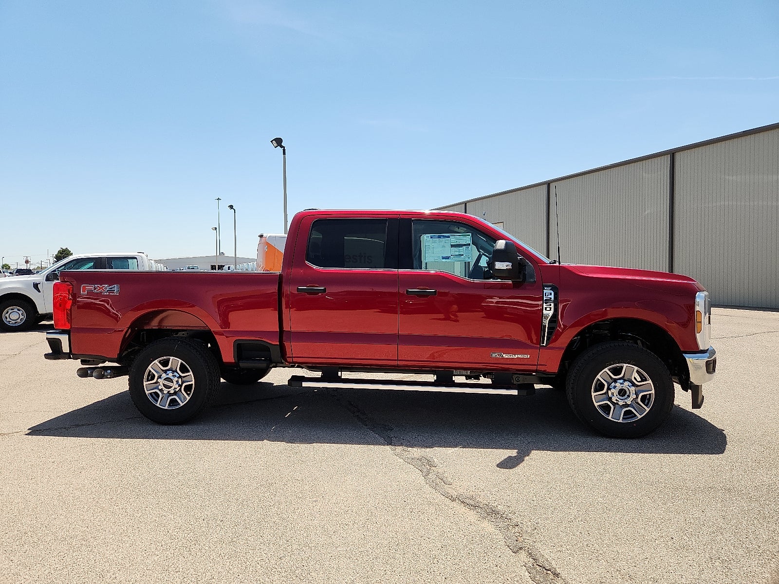 2025 Ford Super Duty F-250 SRW XLT