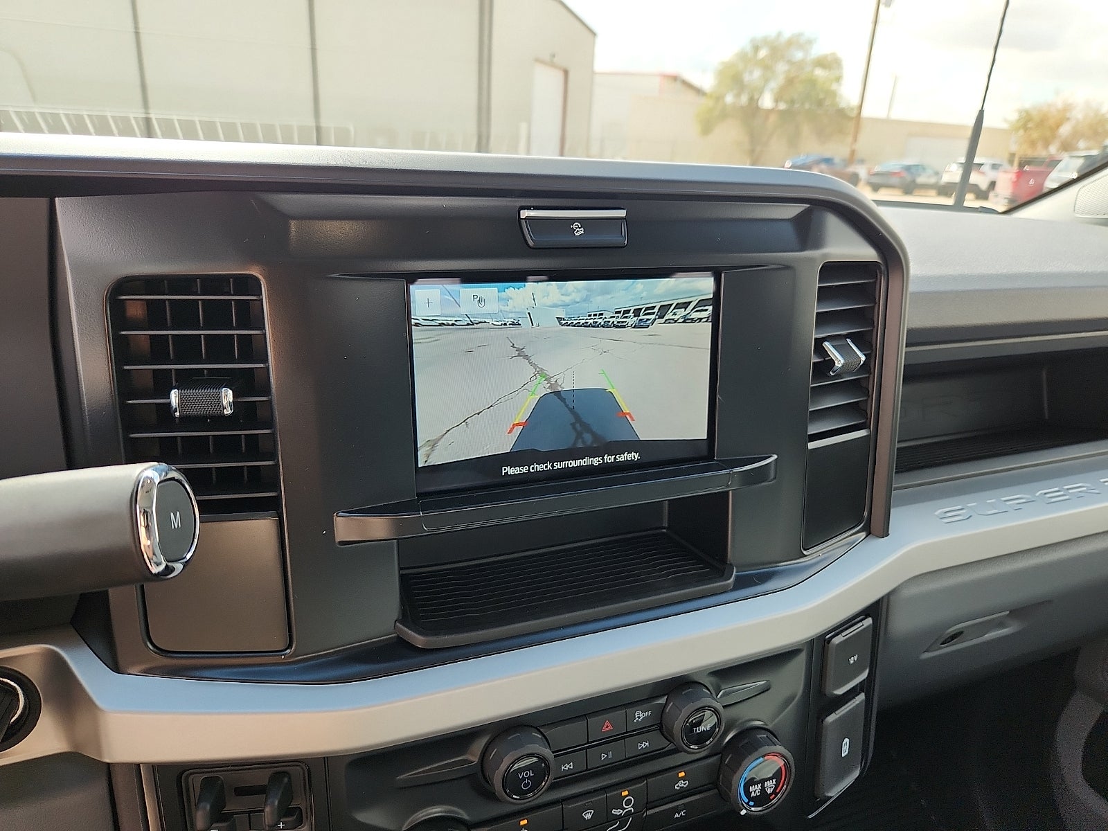 2027 Ford F-250SD XL