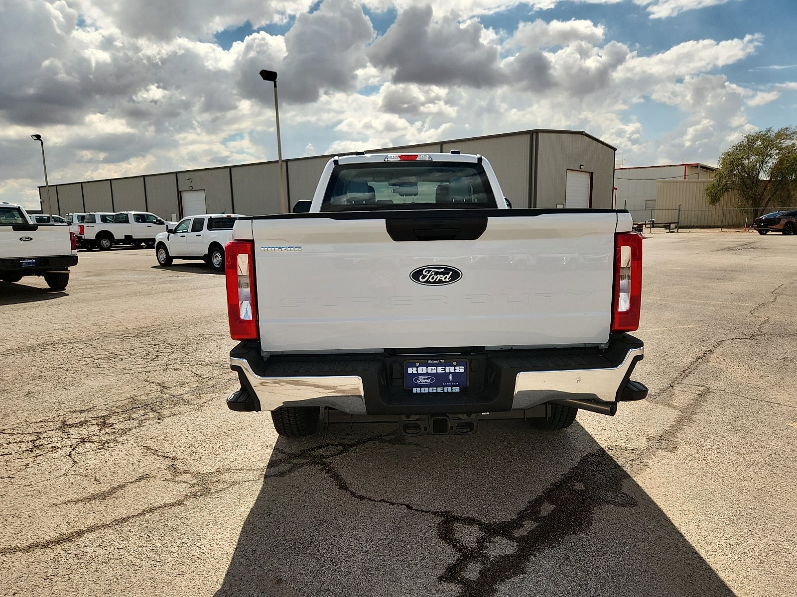 2027 Ford F-250SD XL
