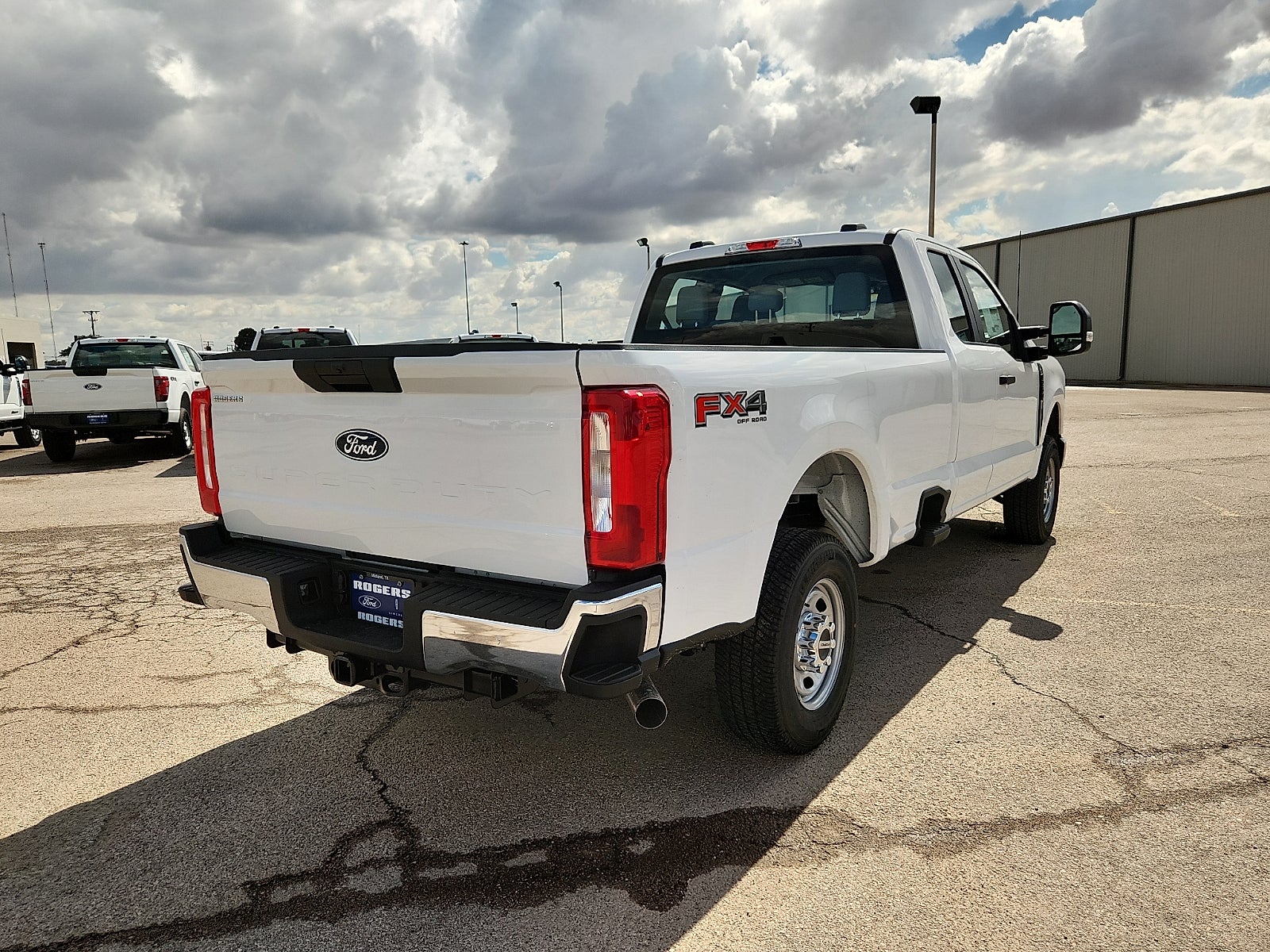 2027 Ford F-250SD XL