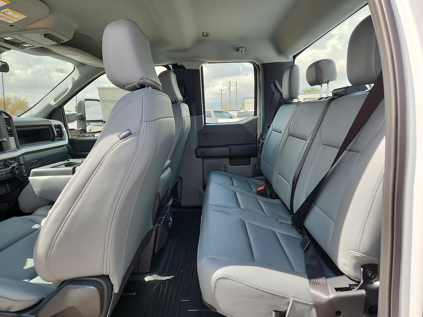 2027 Ford F-250SD XL