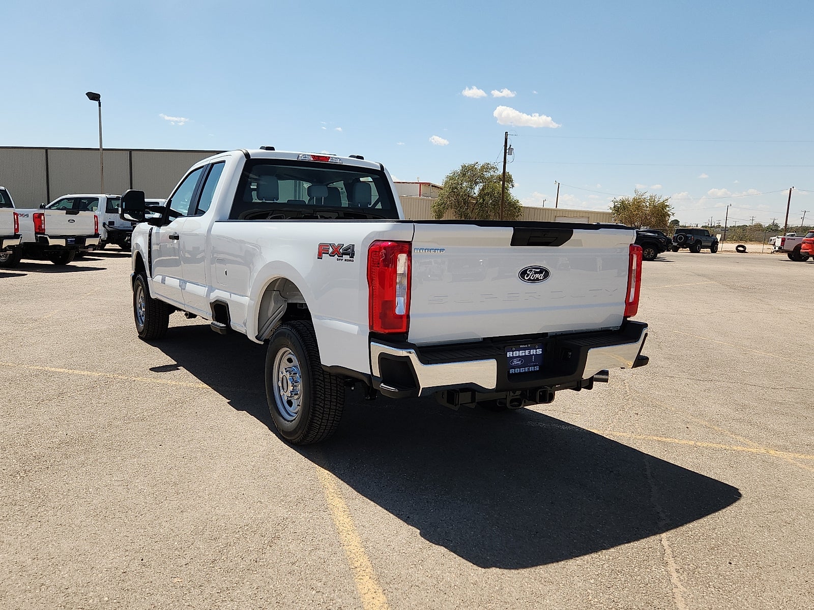 2027 Ford Super Duty F-250 SRW XL