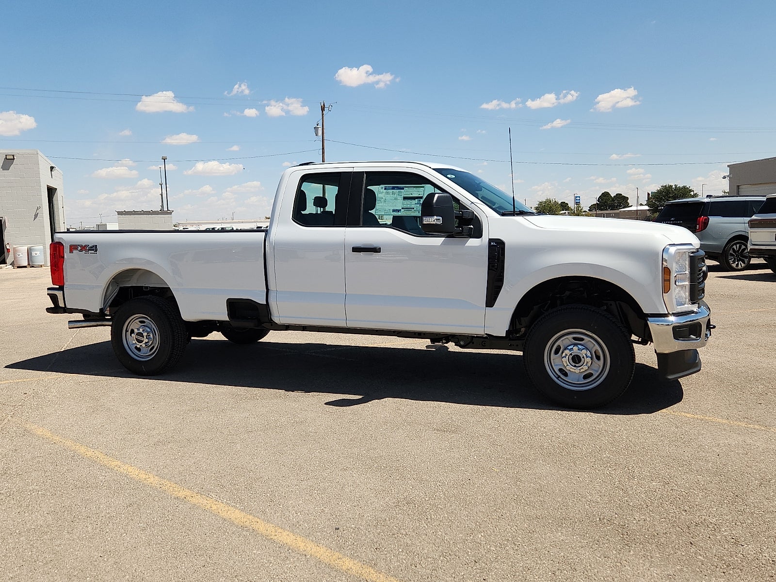 2027 Ford Super Duty F-250 SRW XL