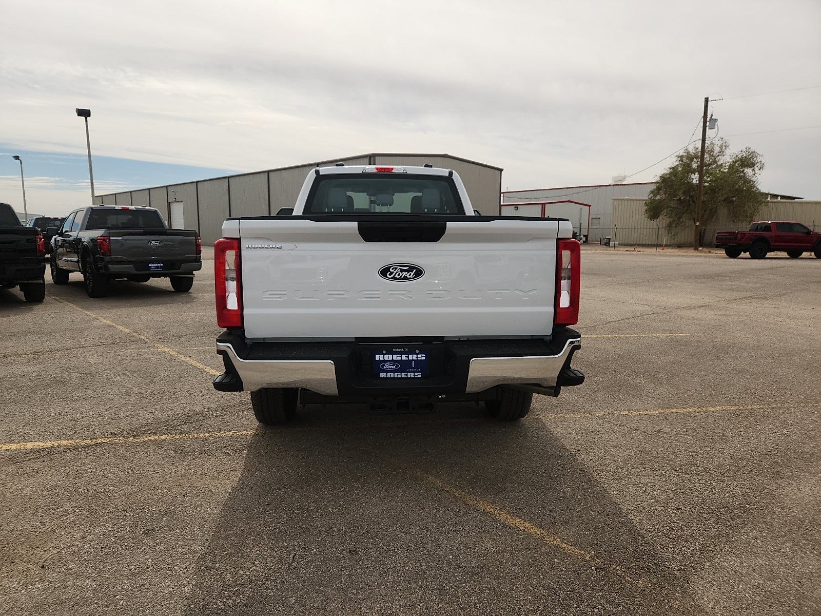 2027 Ford F-250SD XL