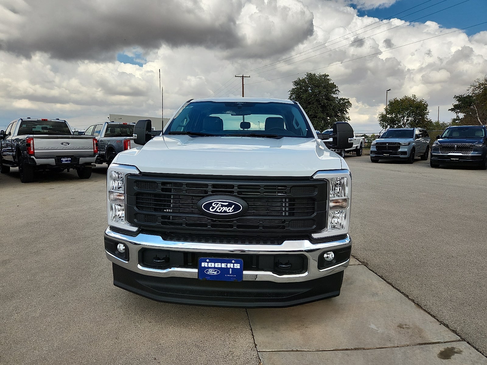 2027 Ford F-250SD XL
