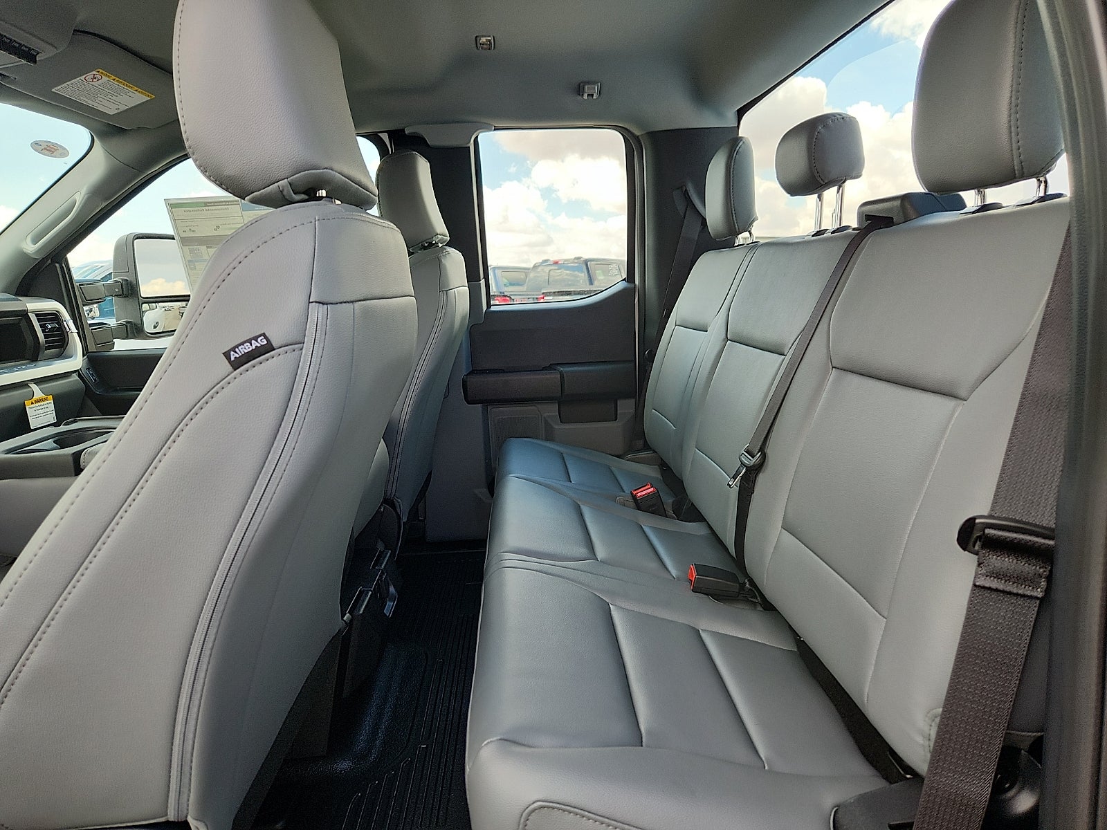 2027 Ford F-250SD XL