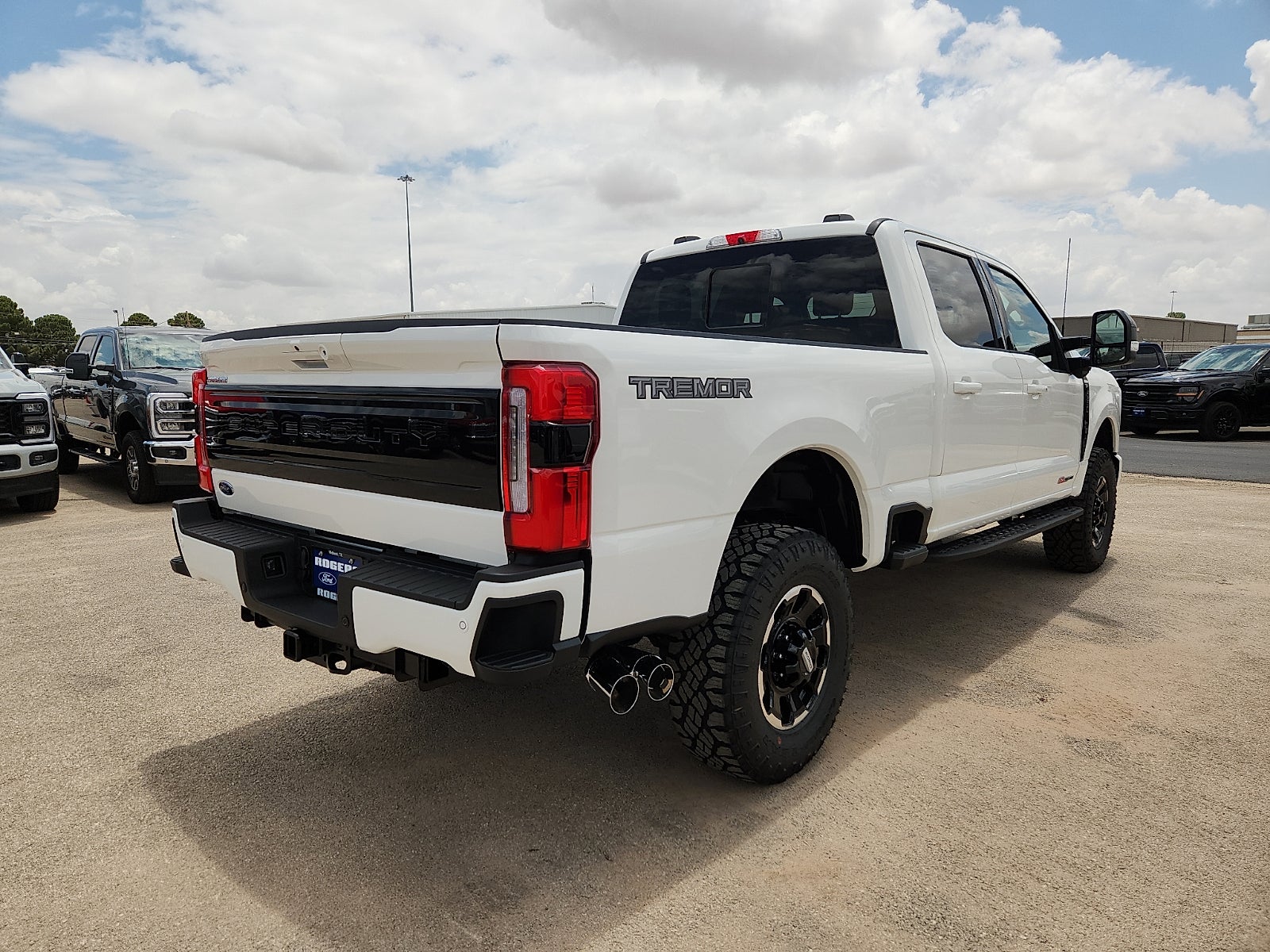 2026 Ford Super Duty F-250 SRW Platinum