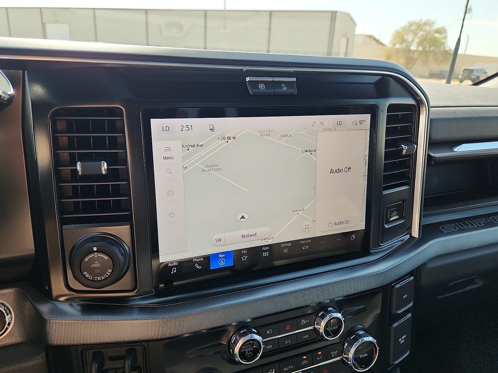 2027 Ford F-250SD Platinum