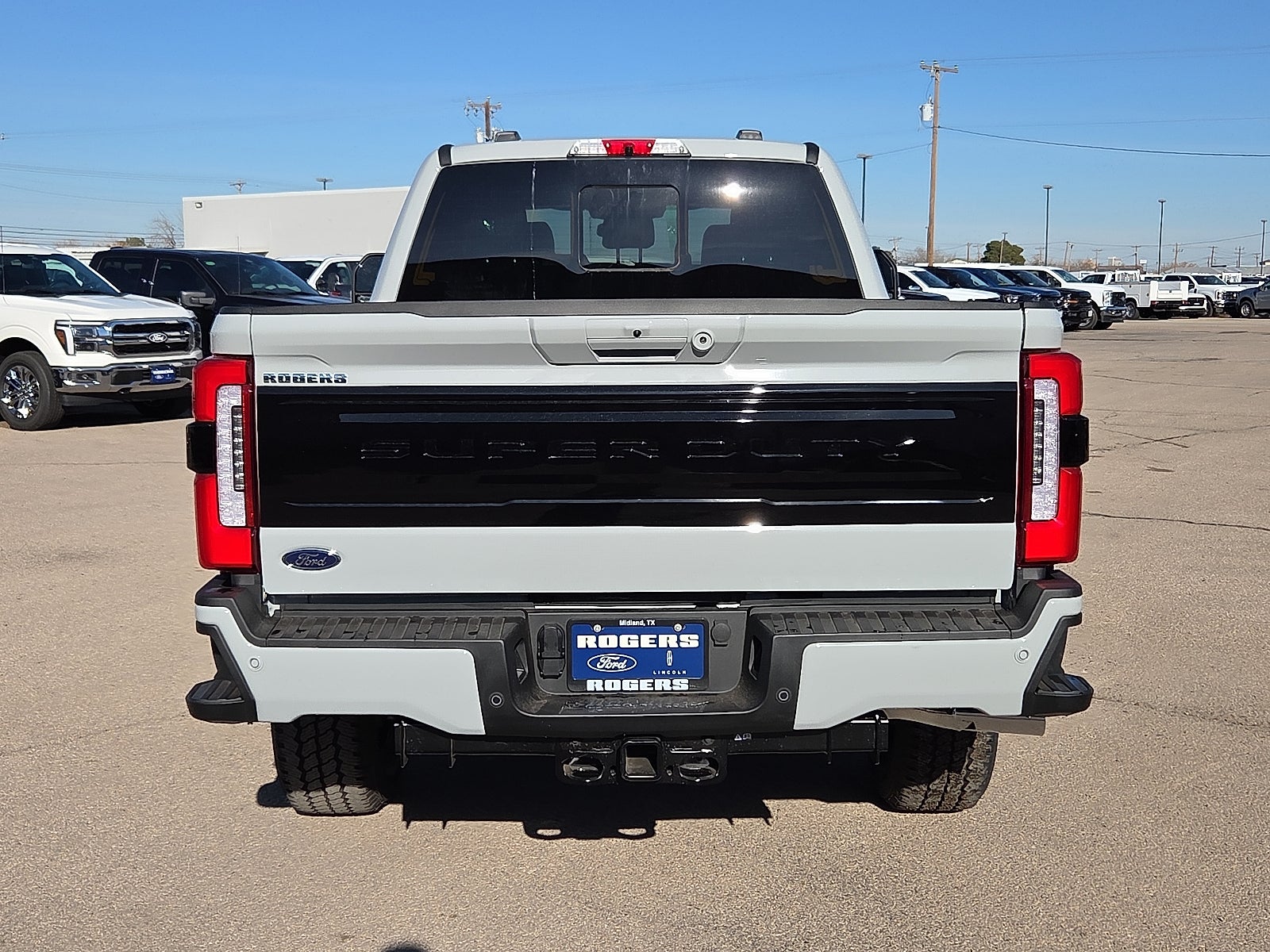 2026 Ford Super Duty F-250 SRW Platinum