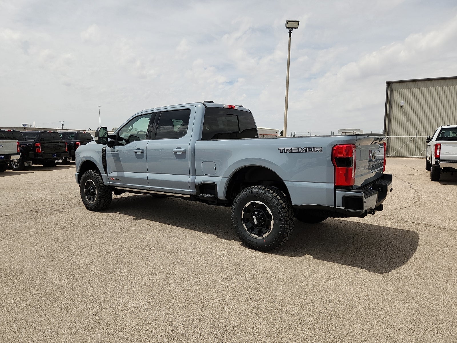 2026 Ford Super Duty F-250 SRW LARIAT