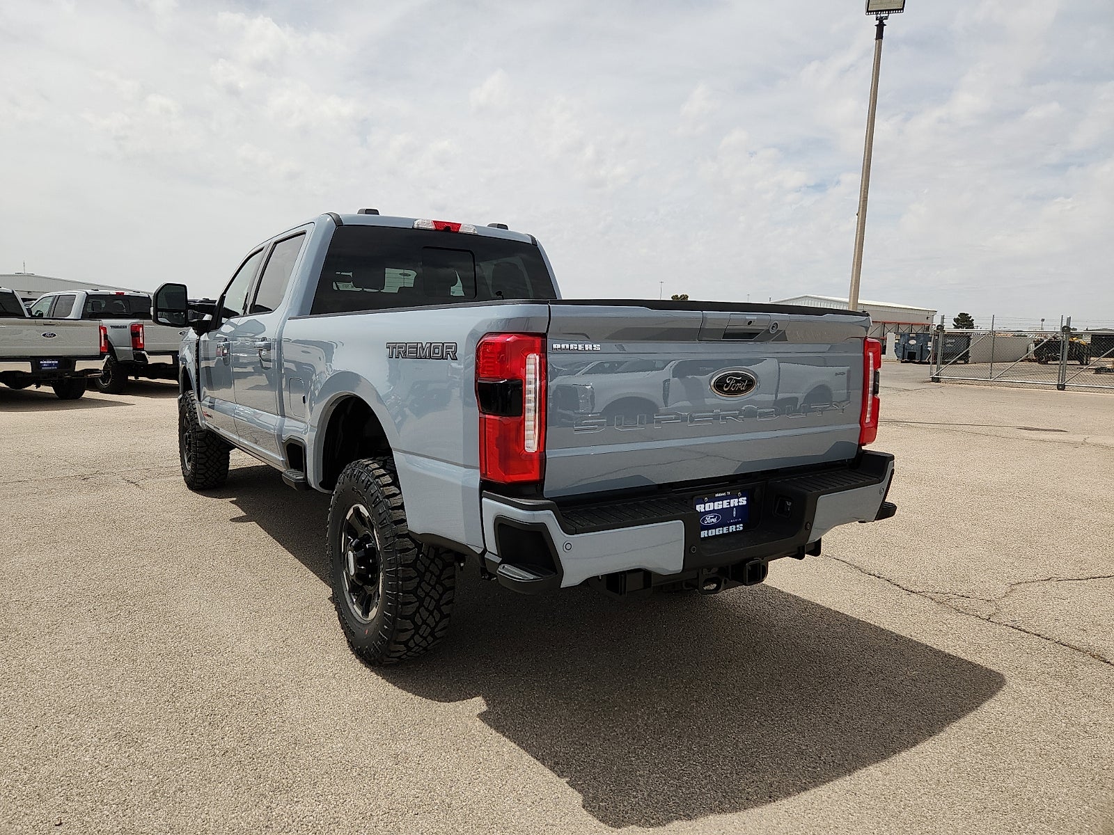 2026 Ford Super Duty F-250 SRW LARIAT