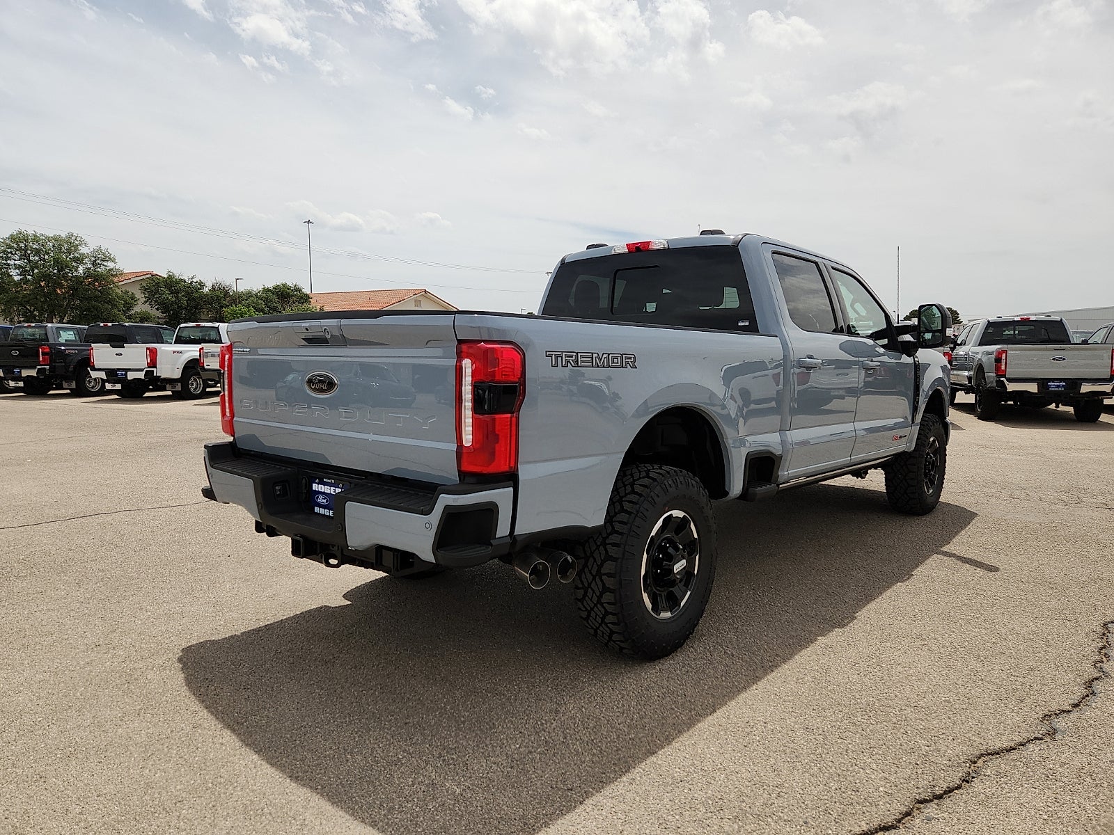 2026 Ford Super Duty F-250 SRW LARIAT
