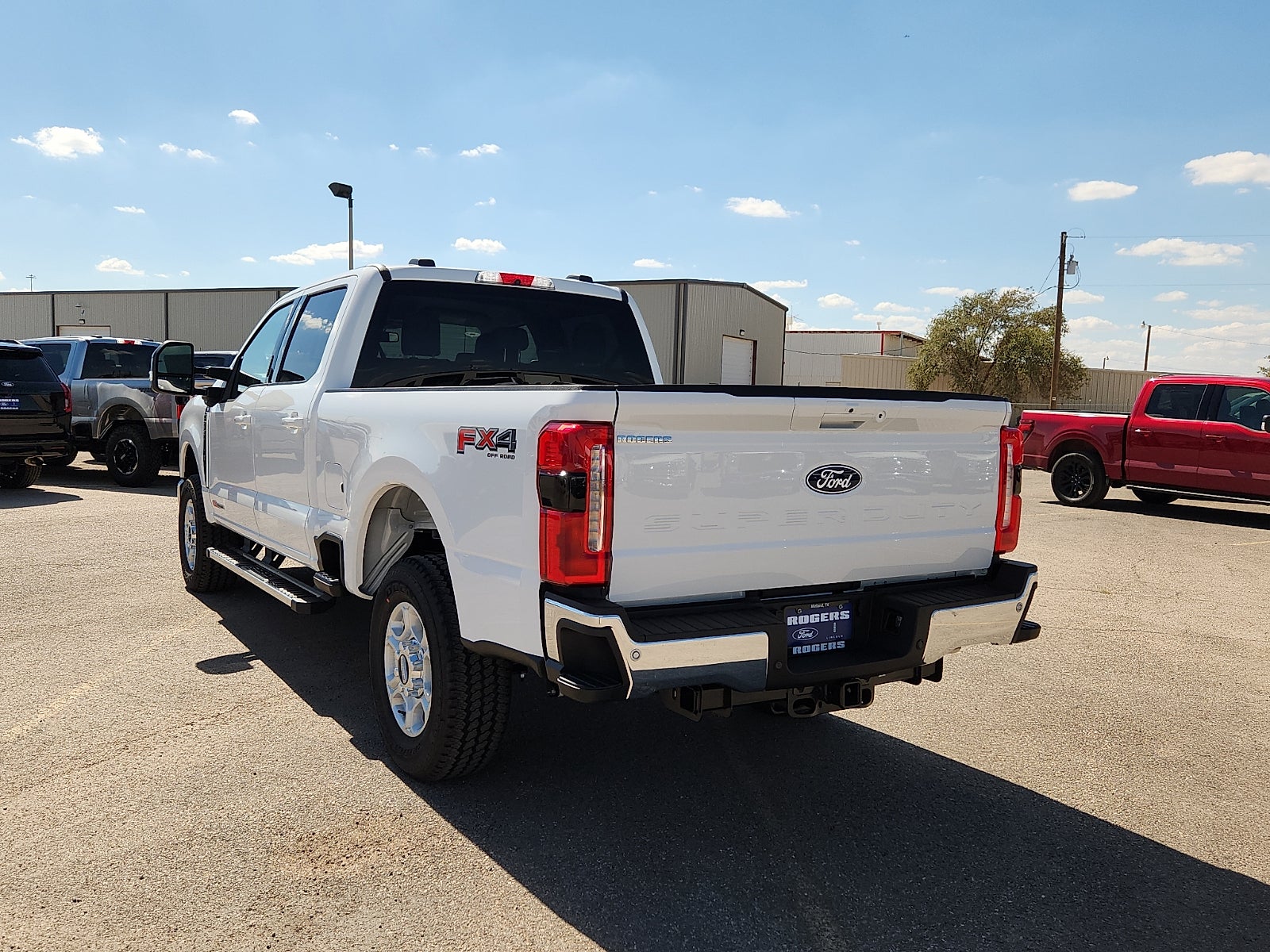2027 Ford F-250SD XLT