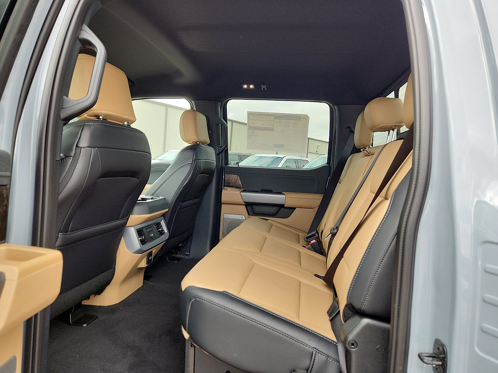 2027 Ford F-250SD Lariat