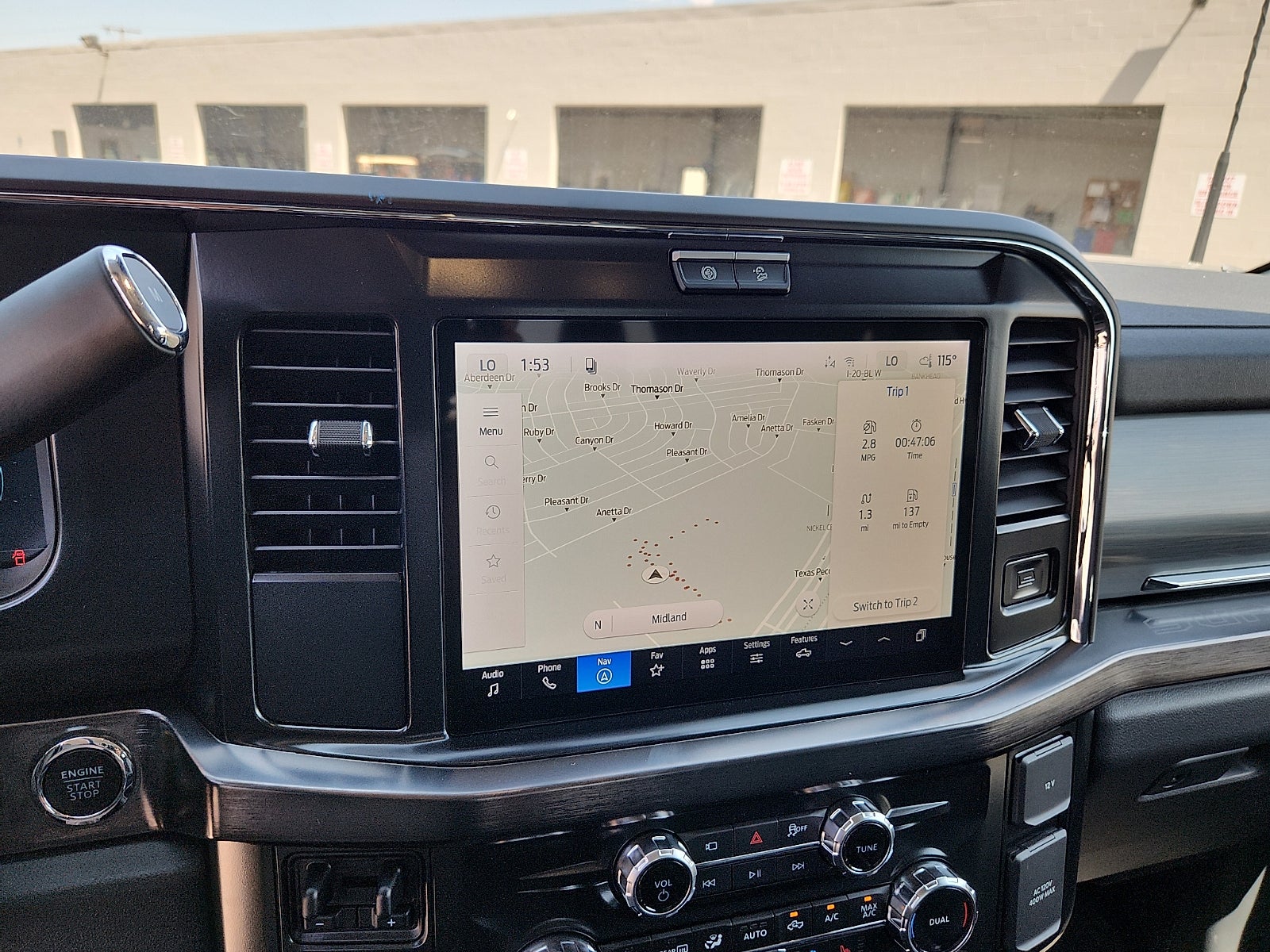 2027 Ford Super Duty F-250 SRW LARIAT