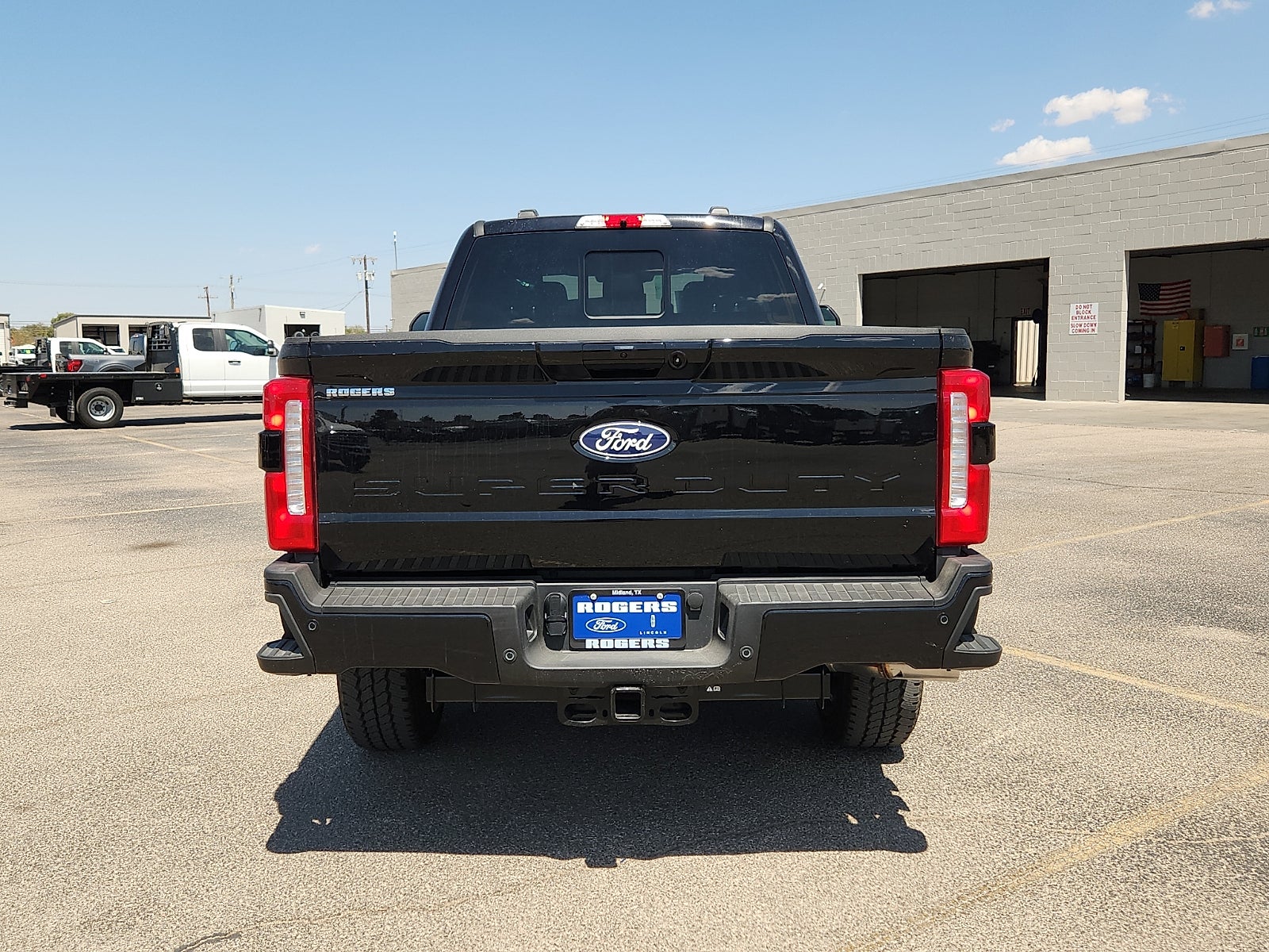 2027 Ford Super Duty F-250 SRW LARIAT