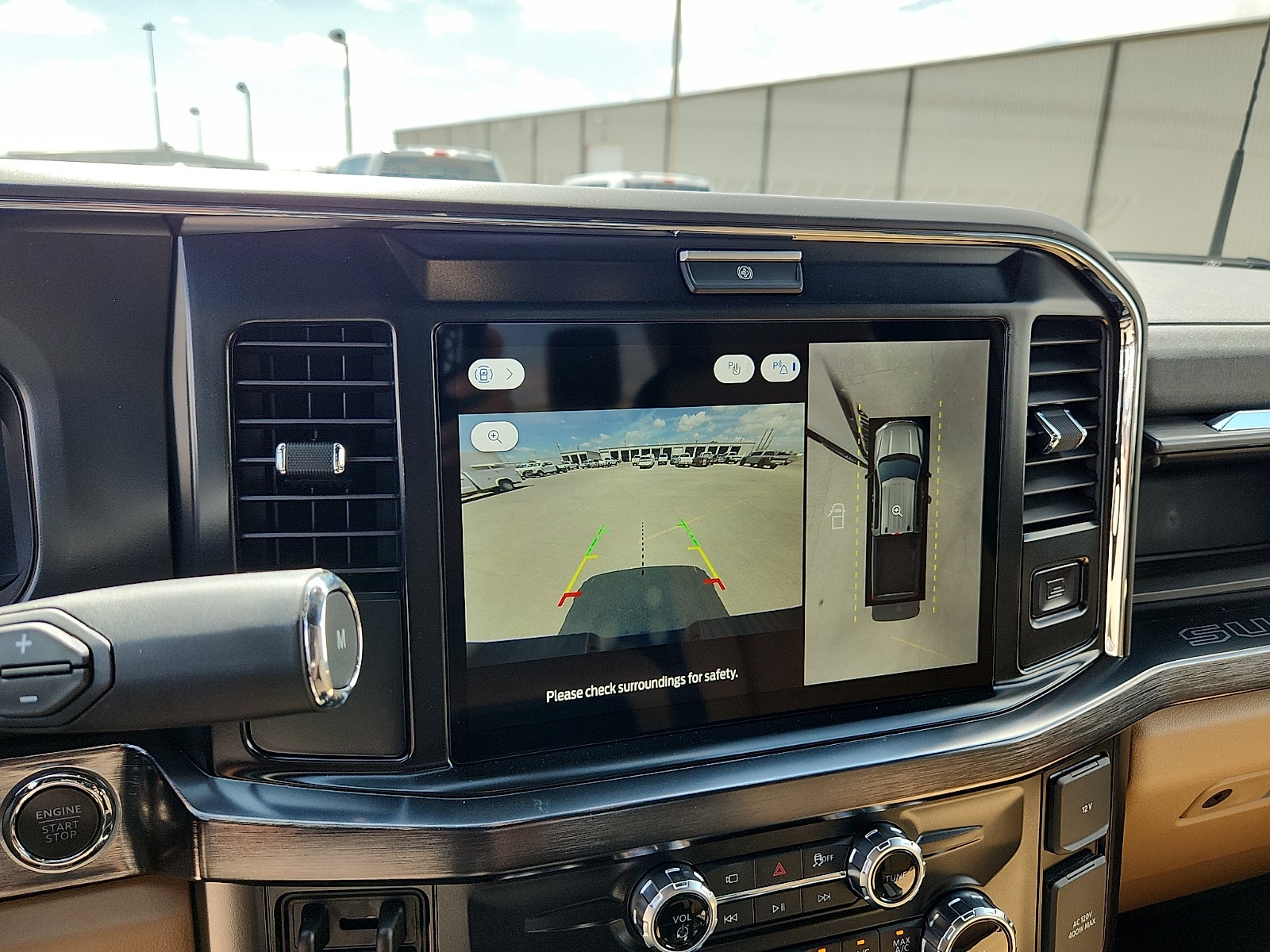 2027 Ford Super Duty F-250 SRW LARIAT
