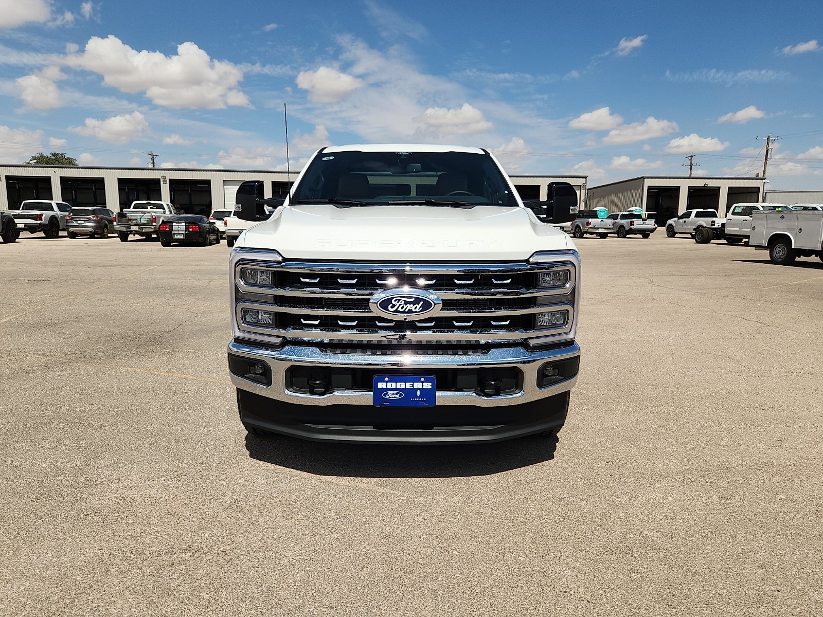 2027 Ford Super Duty F-250 SRW LARIAT