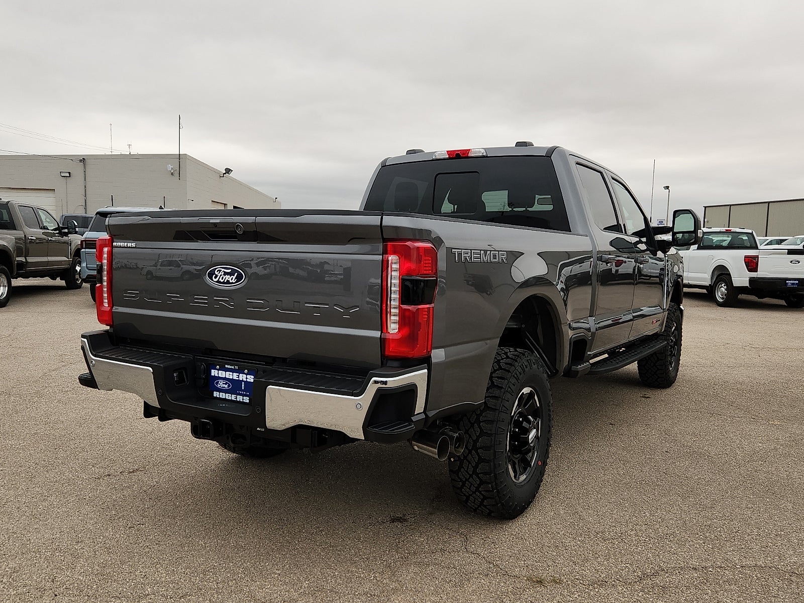 2027 Ford F-250SD Lariat