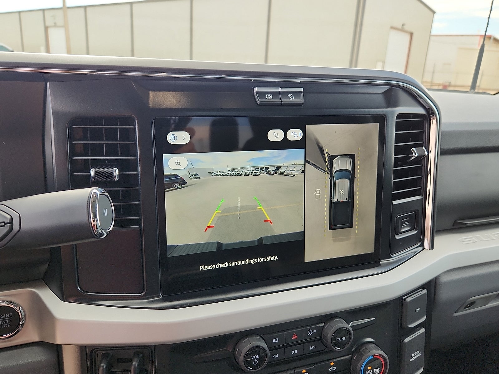 2027 Ford F-250SD XLT
