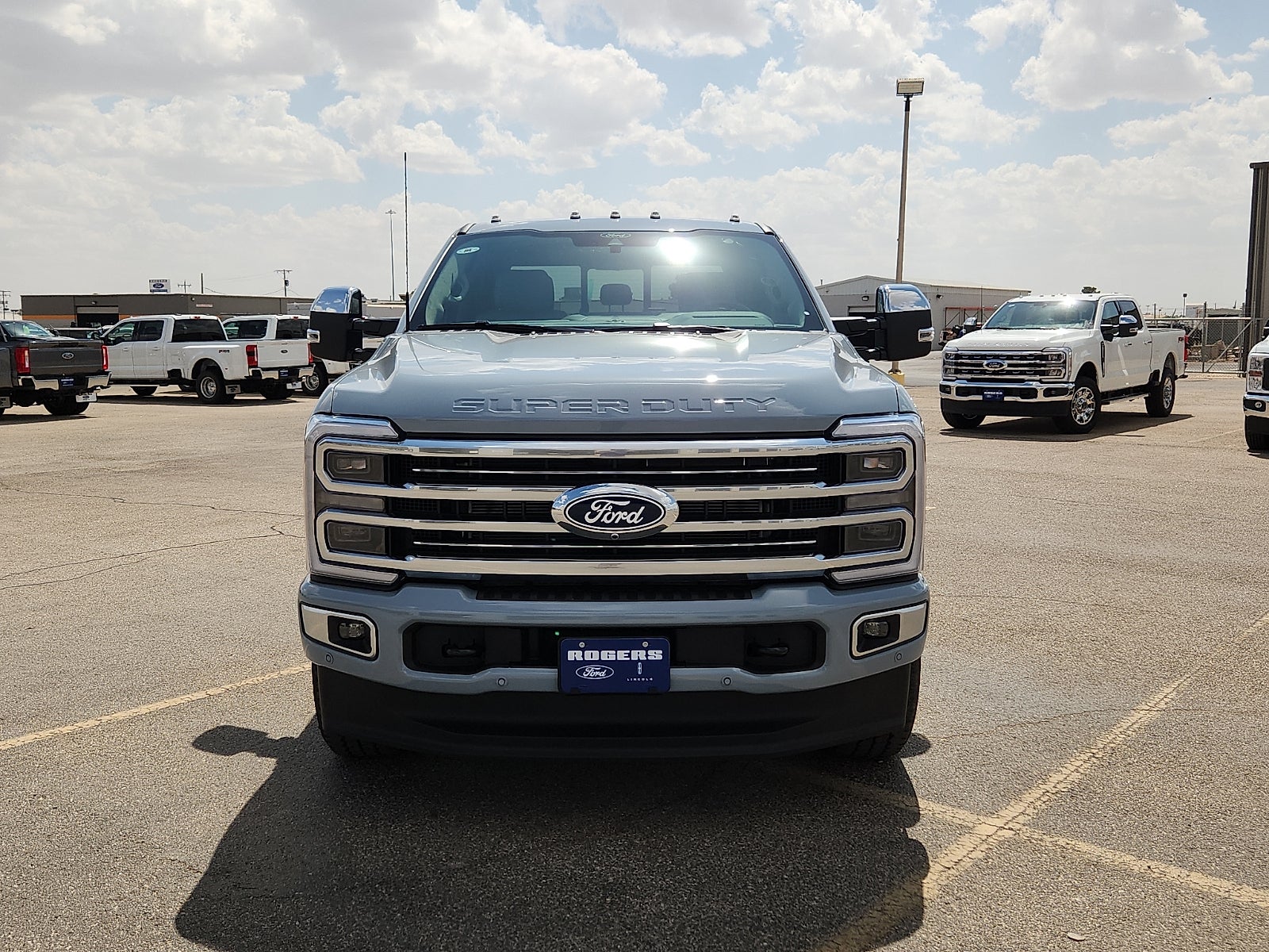 2027 Ford Super Duty F-250 SRW XL