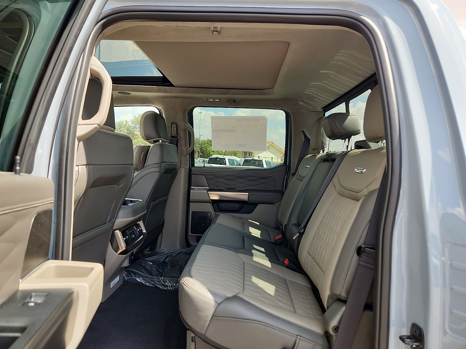 2027 Ford Super Duty F-250 SRW XL