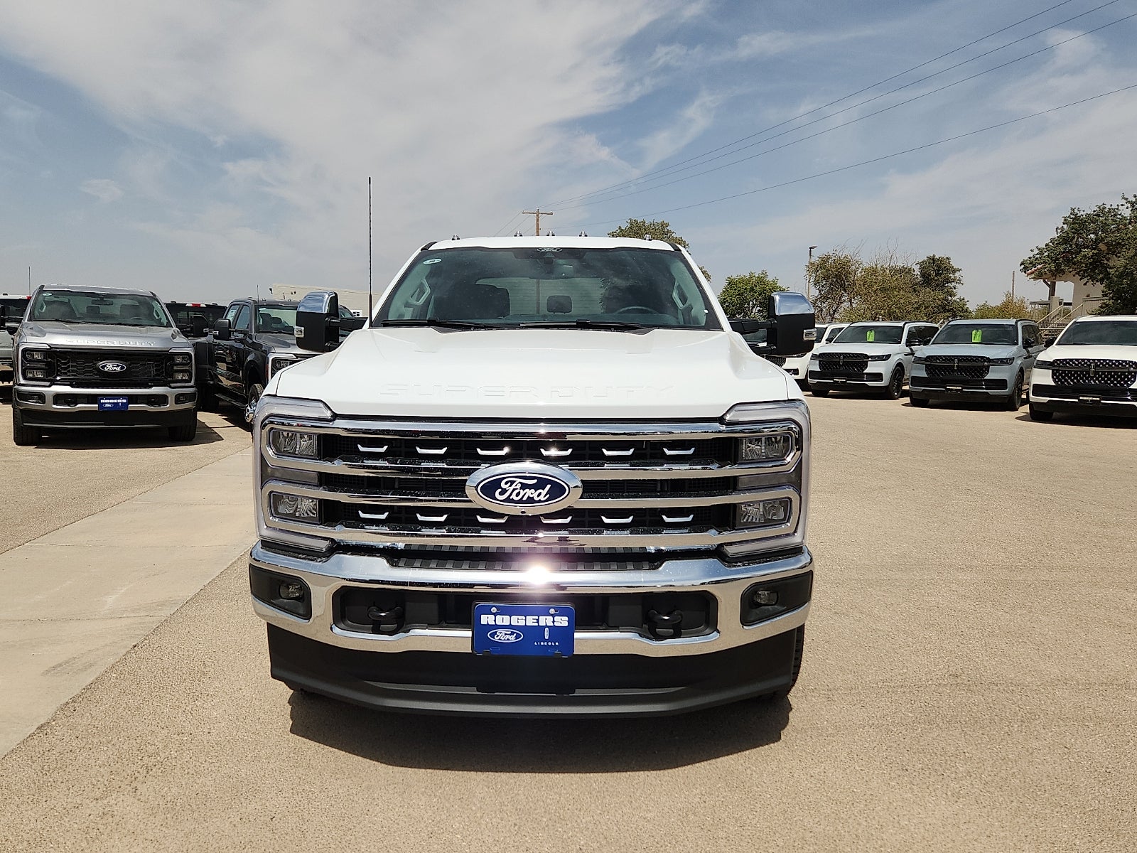 2027 Ford Super Duty F-250 SRW LARIAT