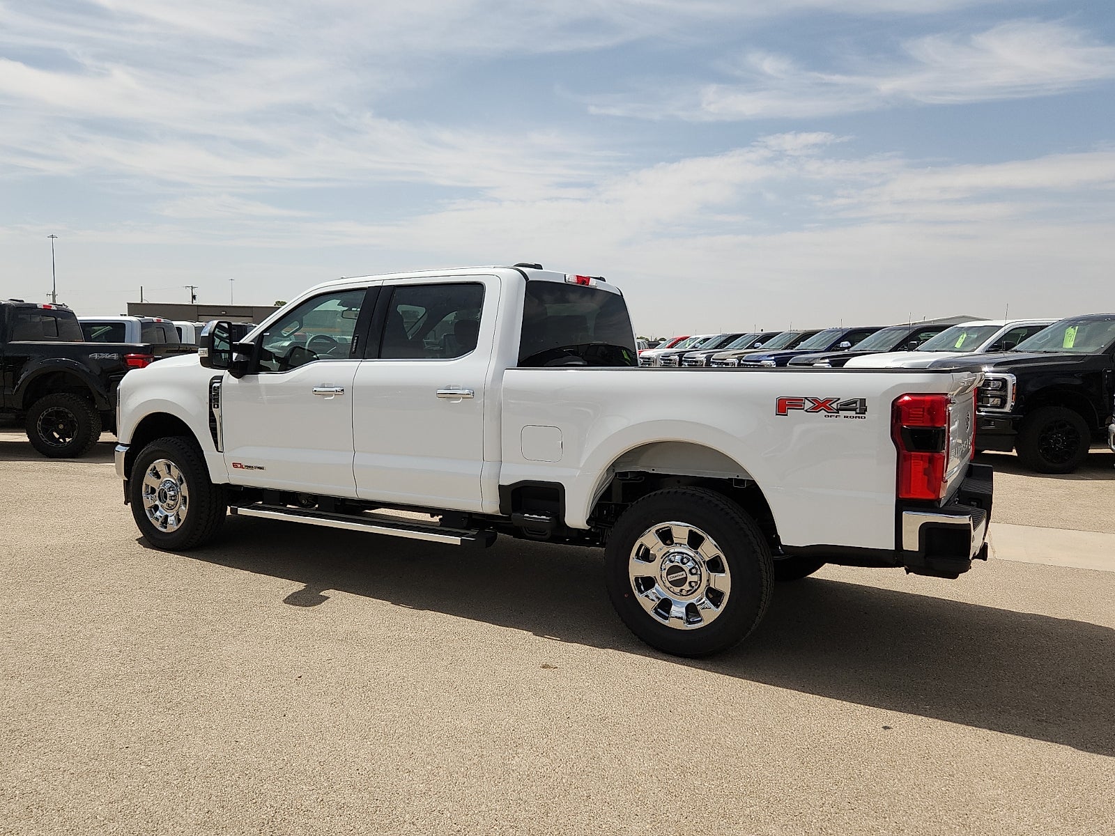 2027 Ford Super Duty F-250 SRW LARIAT