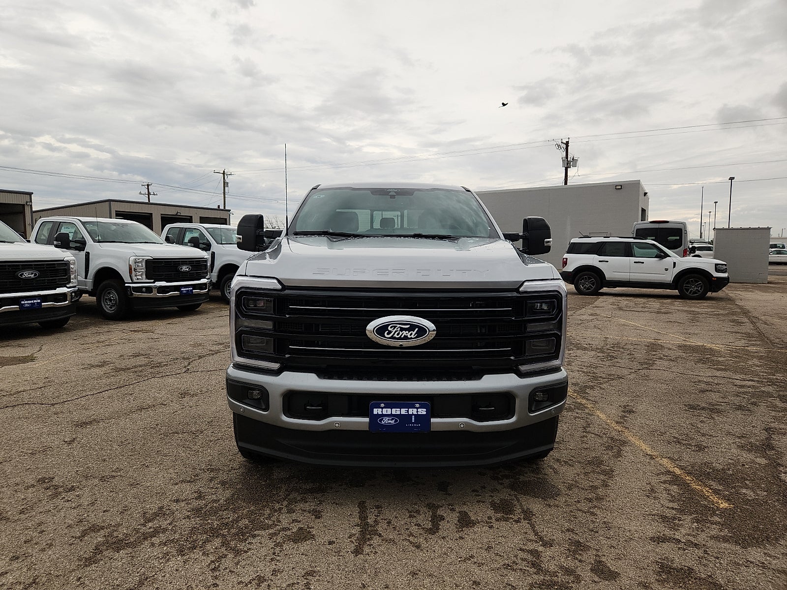 2027 Ford F-250SD Platinum