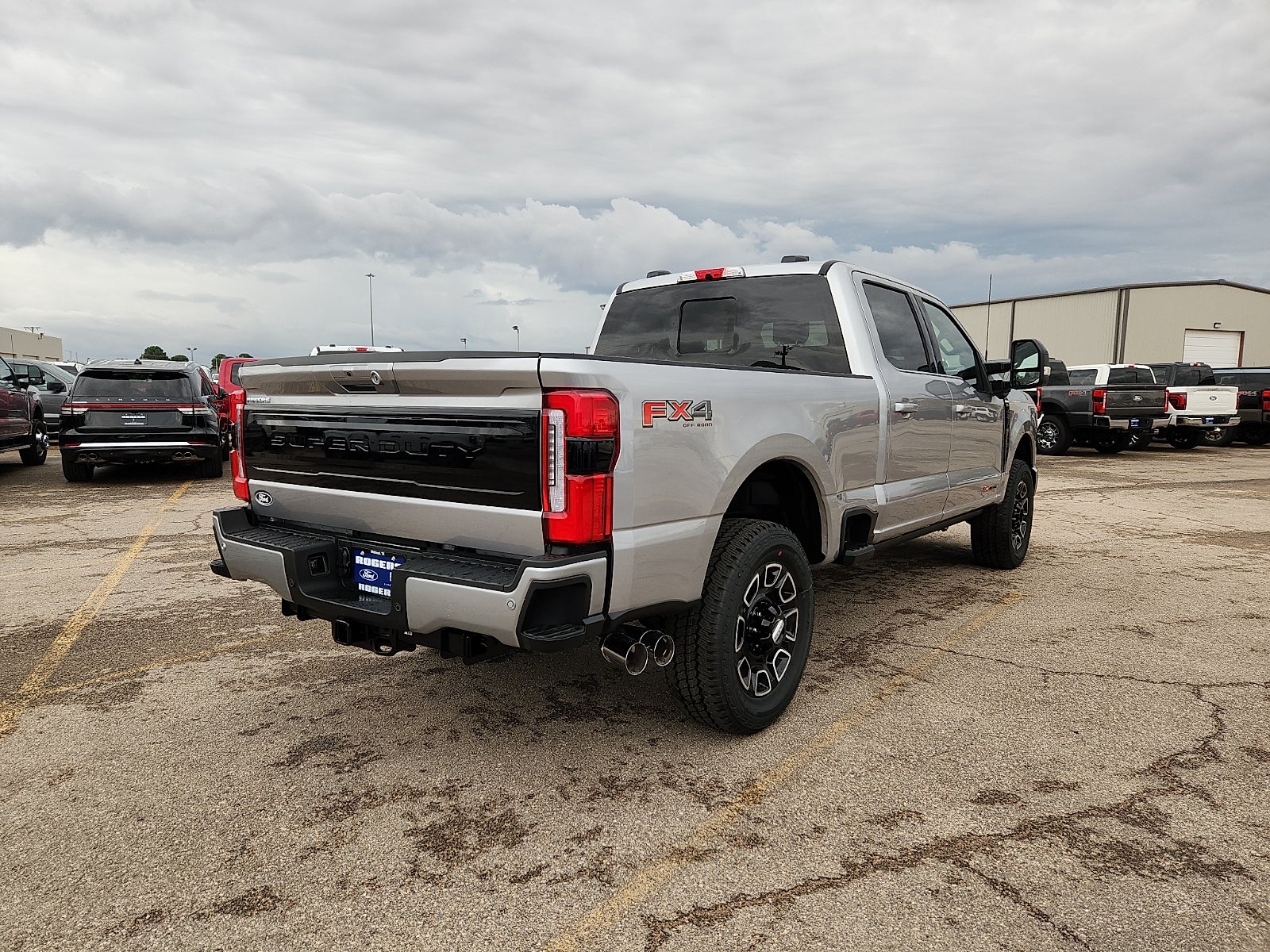 2027 Ford F-250SD Platinum