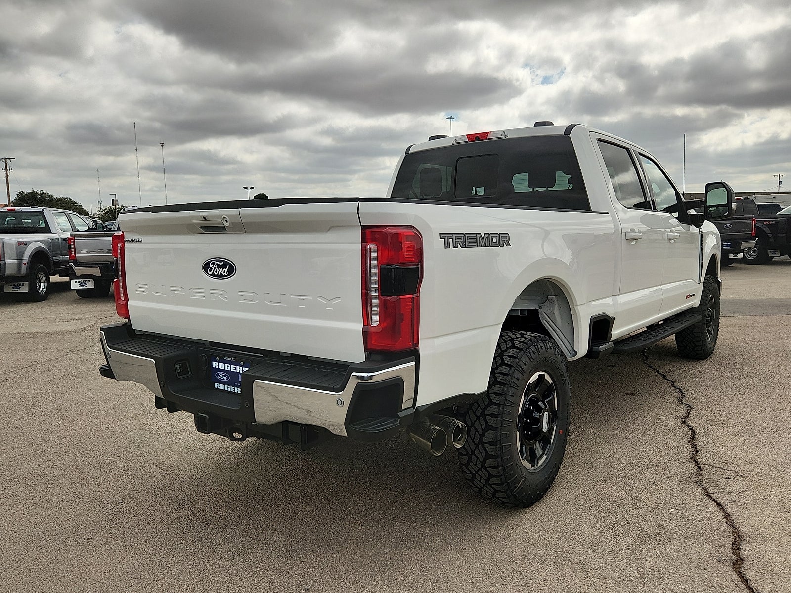 2027 Ford F-250SD Lariat