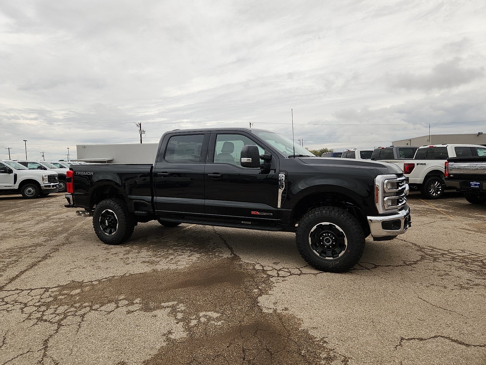2027 Ford F-250SD Lariat