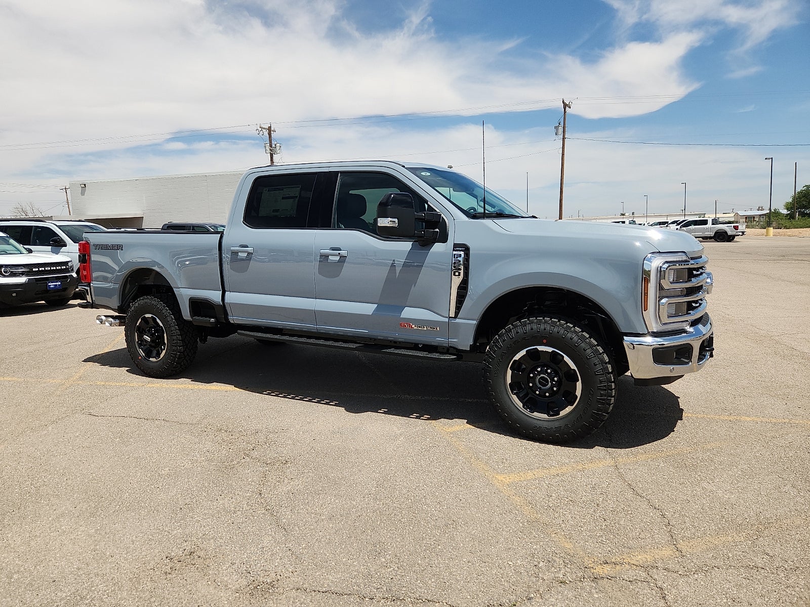 2026 Ford Super Duty F-250 SRW LARIAT