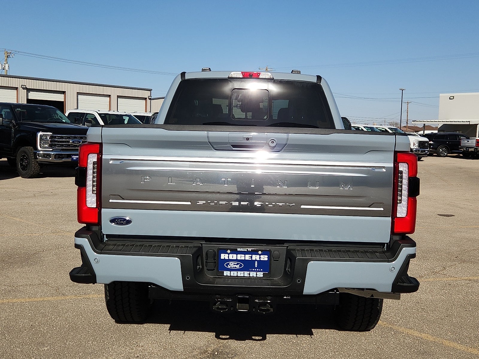 2026 Ford Super Duty F-250 SRW Platinum