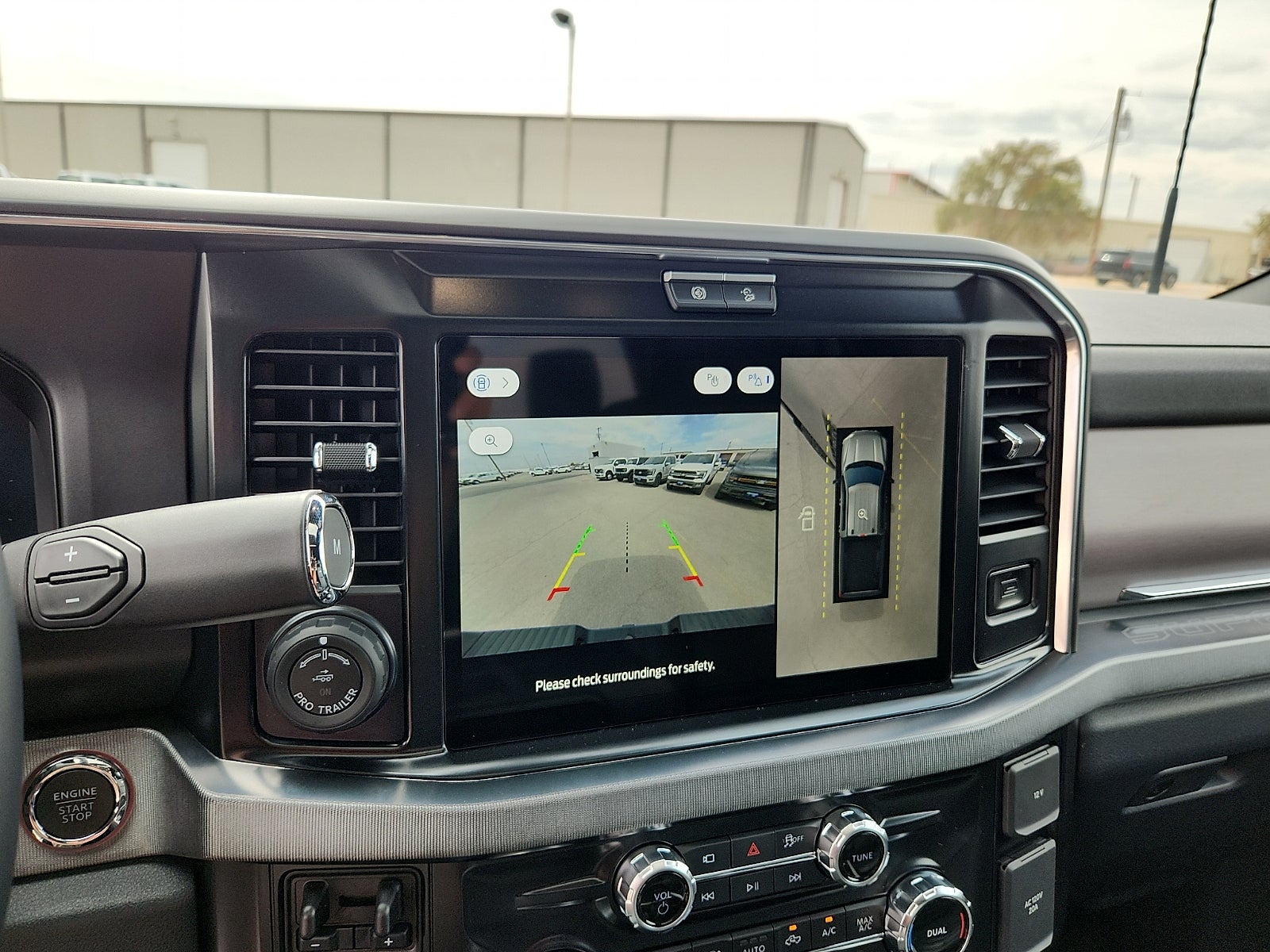 2027 Ford Super Duty F-250 SRW Platinum