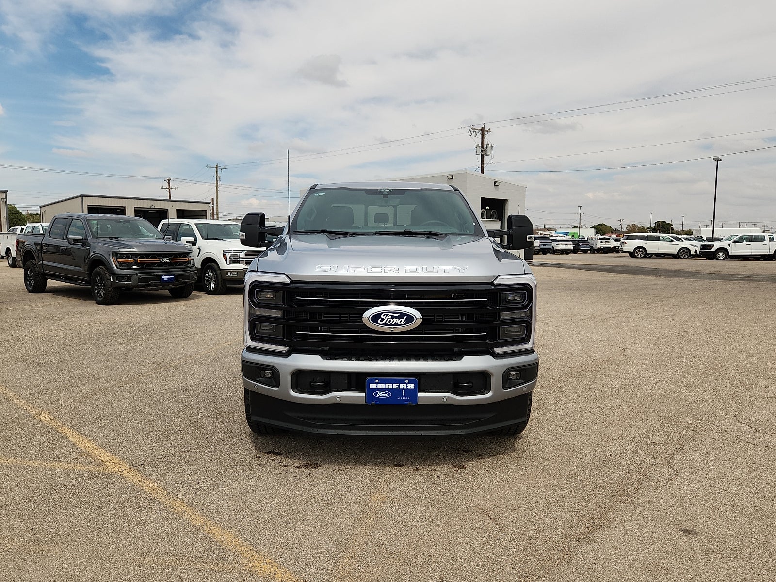 2027 Ford Super Duty F-250 SRW Platinum