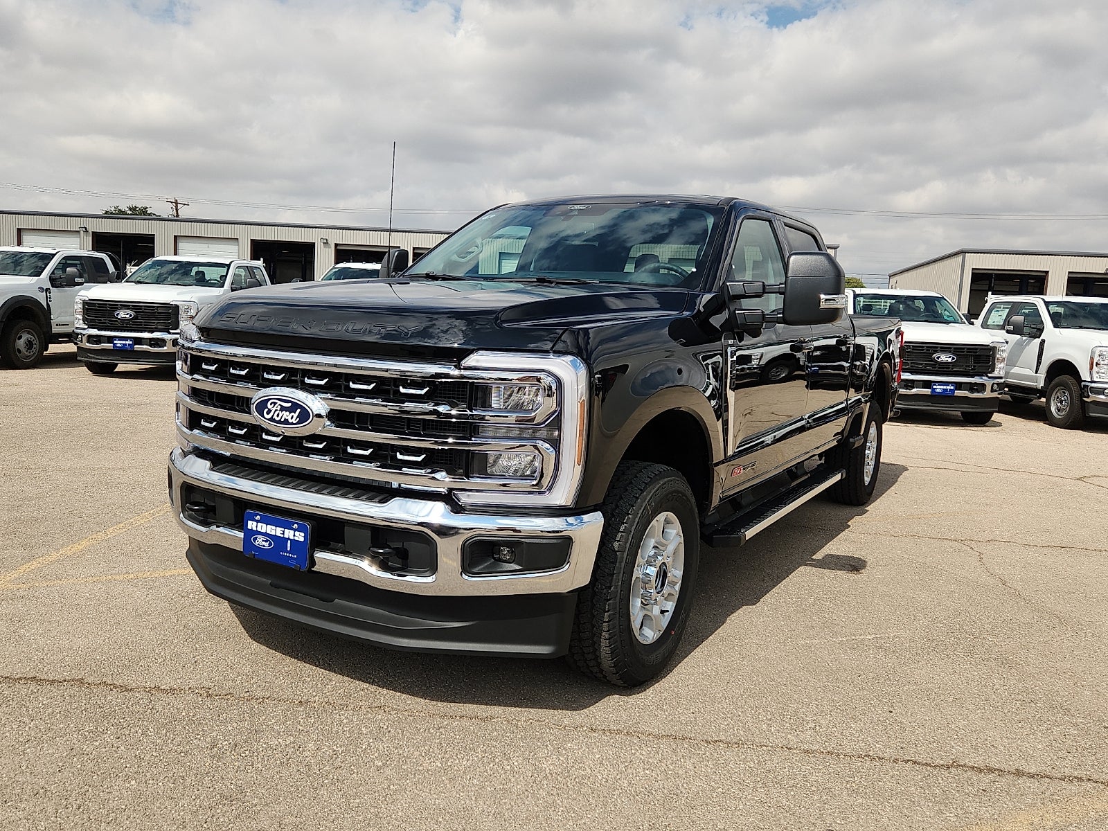 2027 Ford F-250SD XLT