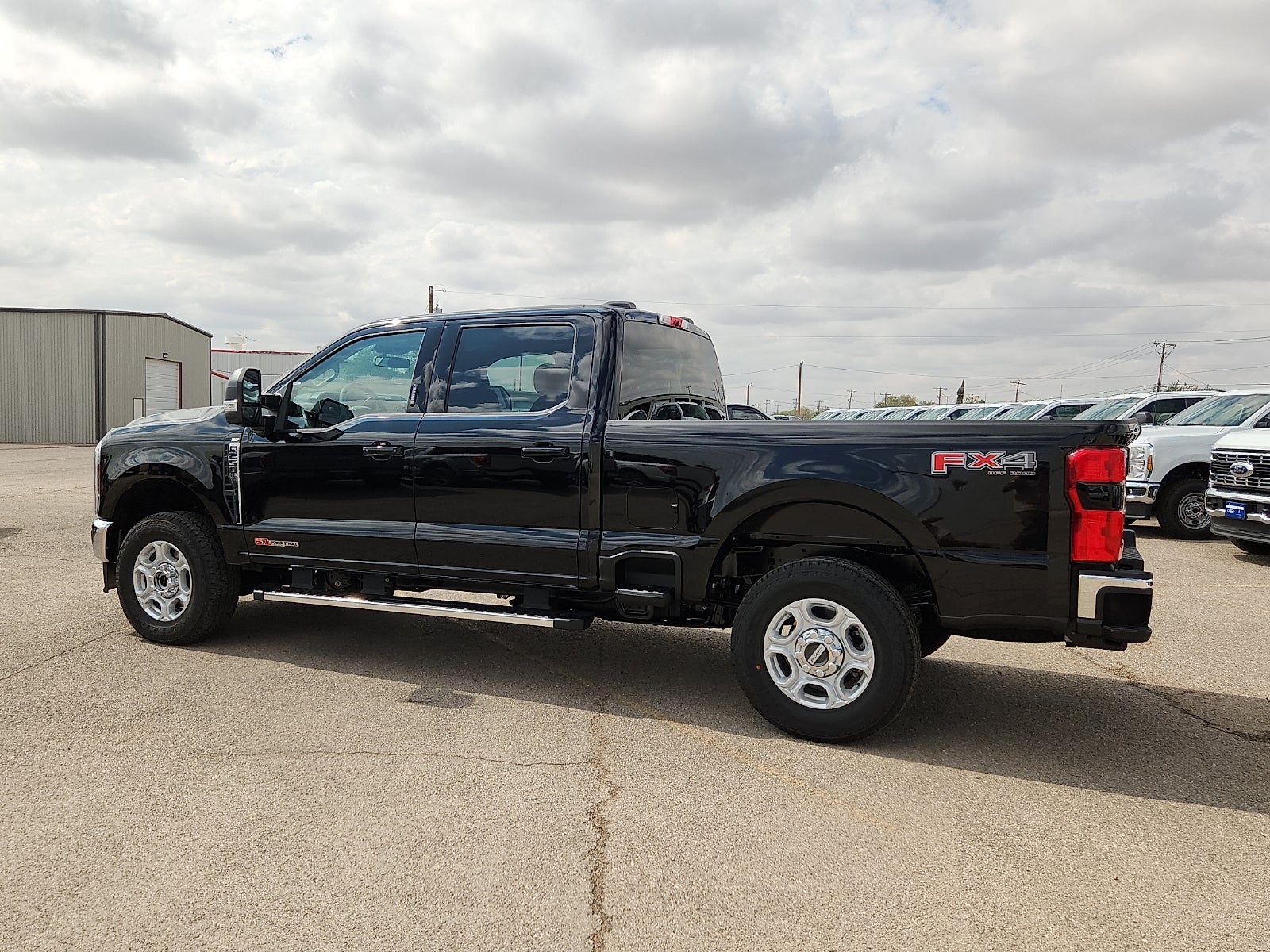 2027 Ford F-250SD XLT