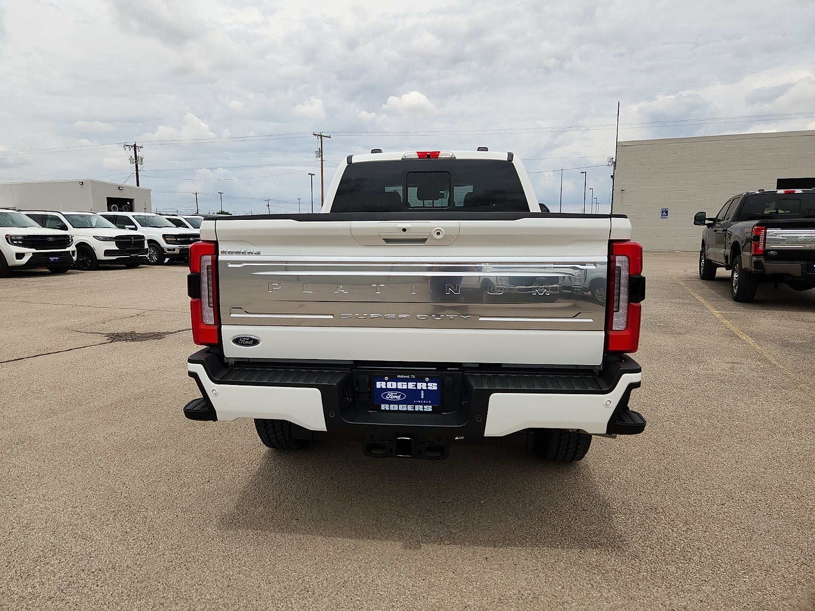 2026 Ford Super Duty F-250 SRW Platinum