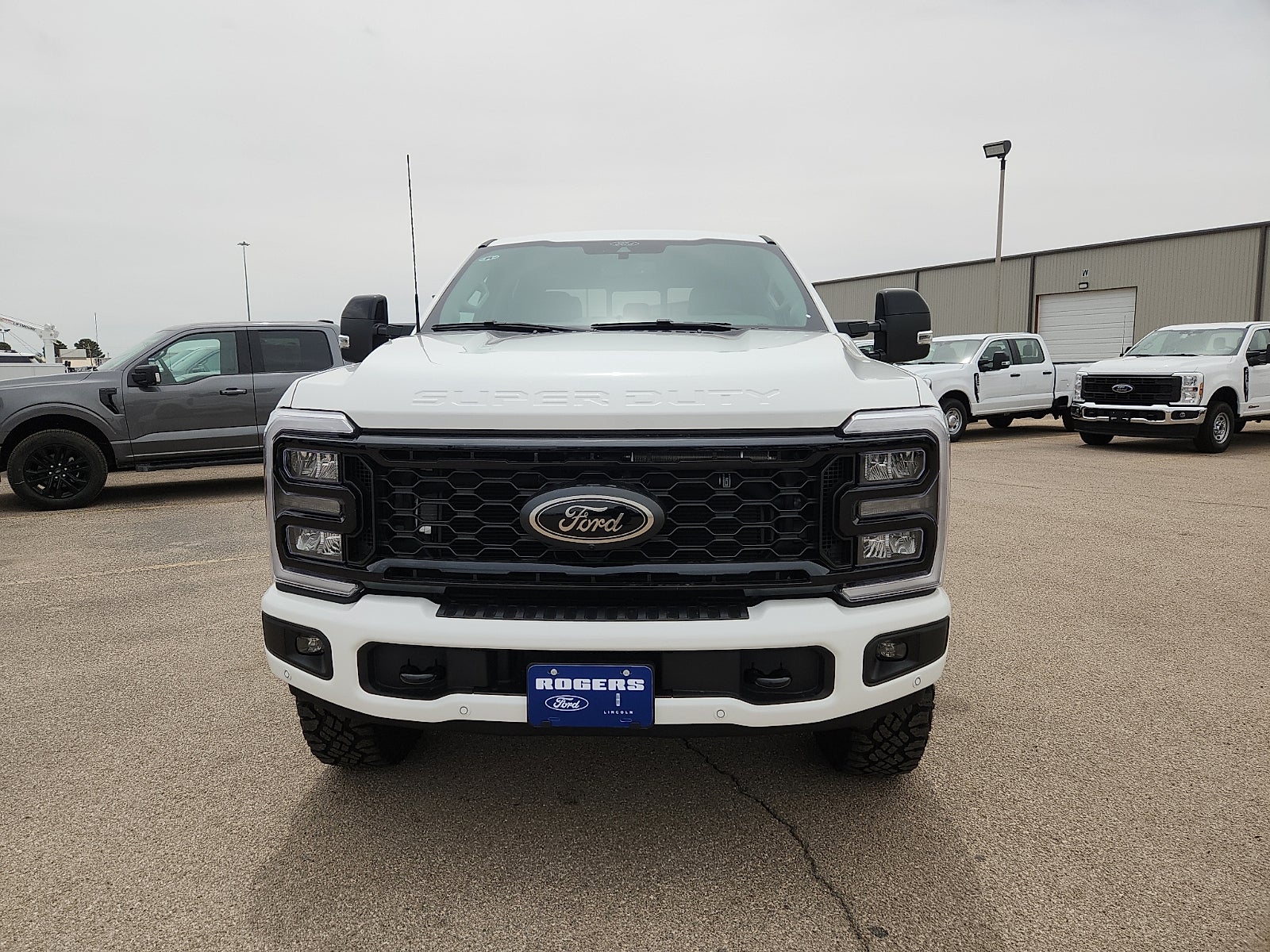 2026 Ford Super Duty F-250 SRW LARIAT