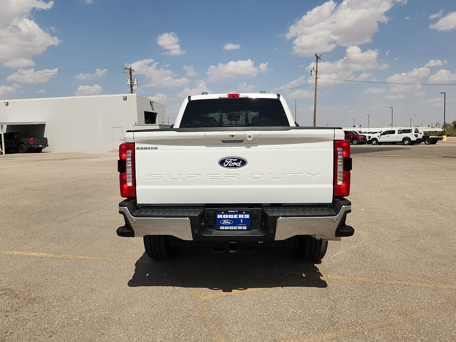 2027 Ford F-250SD Lariat