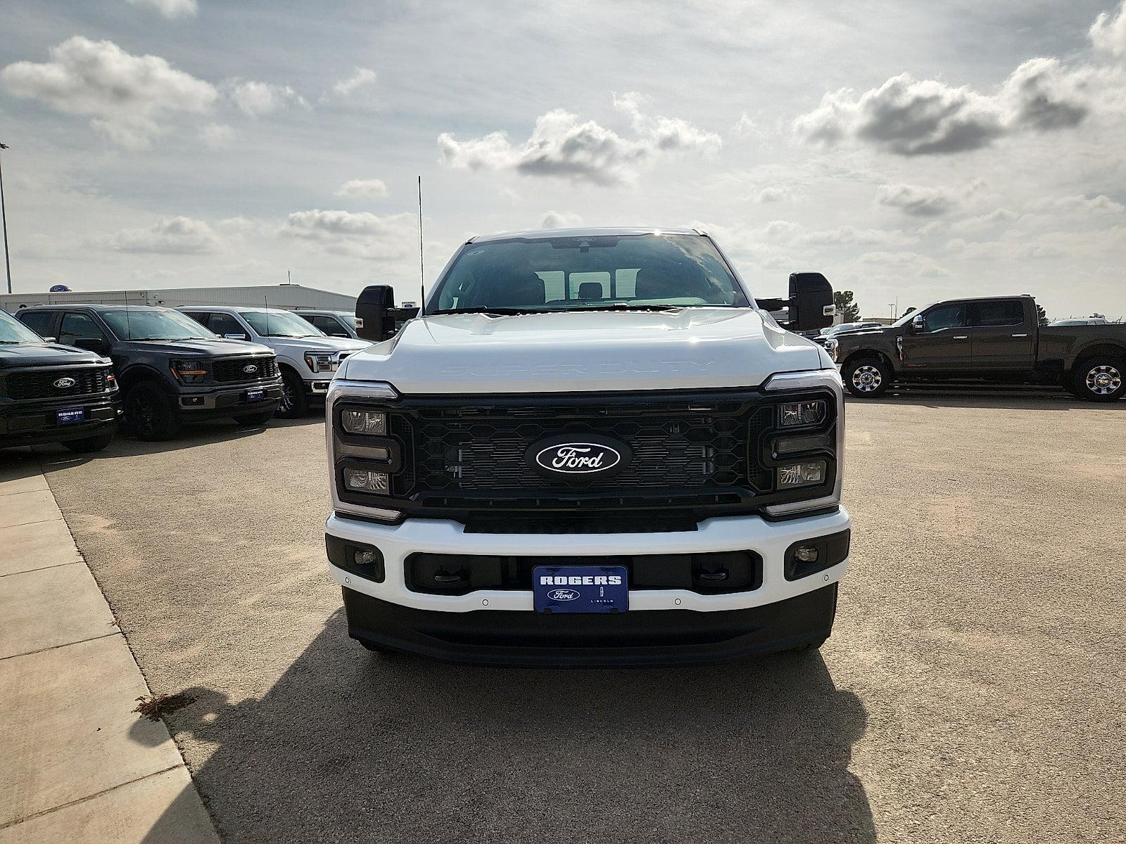 2027 Ford F-250SD Lariat