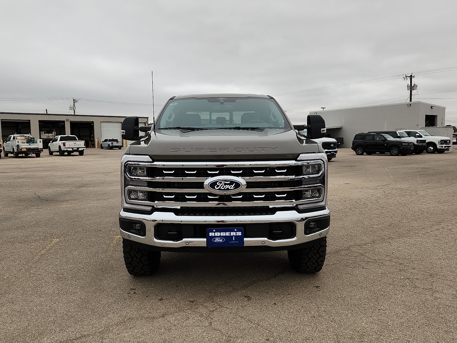 2027 Ford F-250SD Lariat