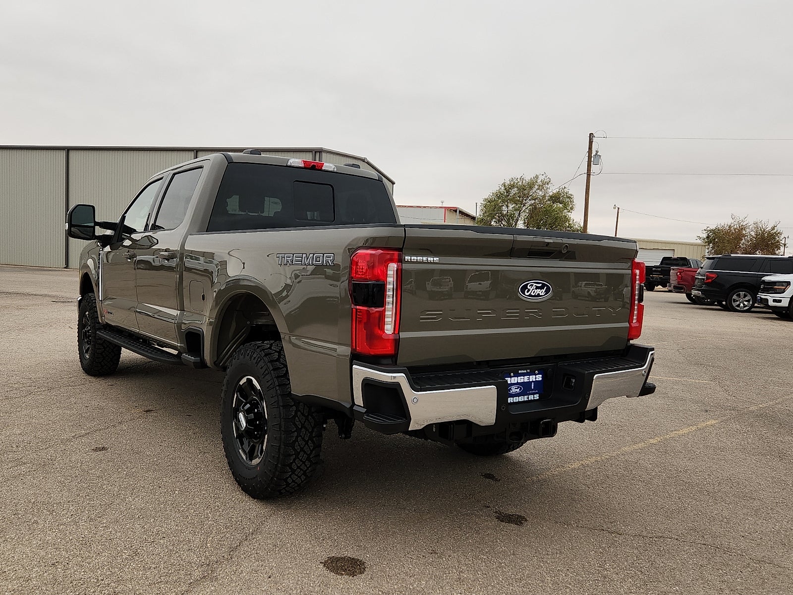 2027 Ford F-250SD Lariat