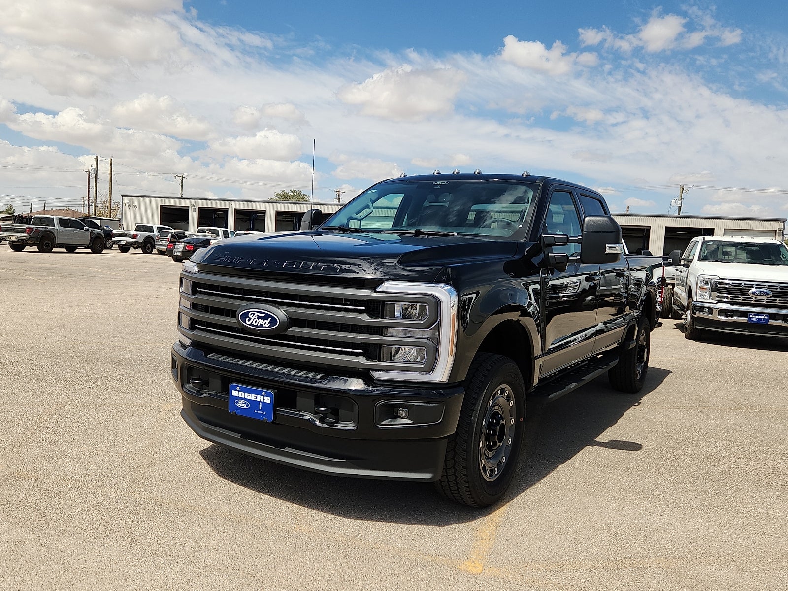 2027 Ford Super Duty F-250 SRW XLT