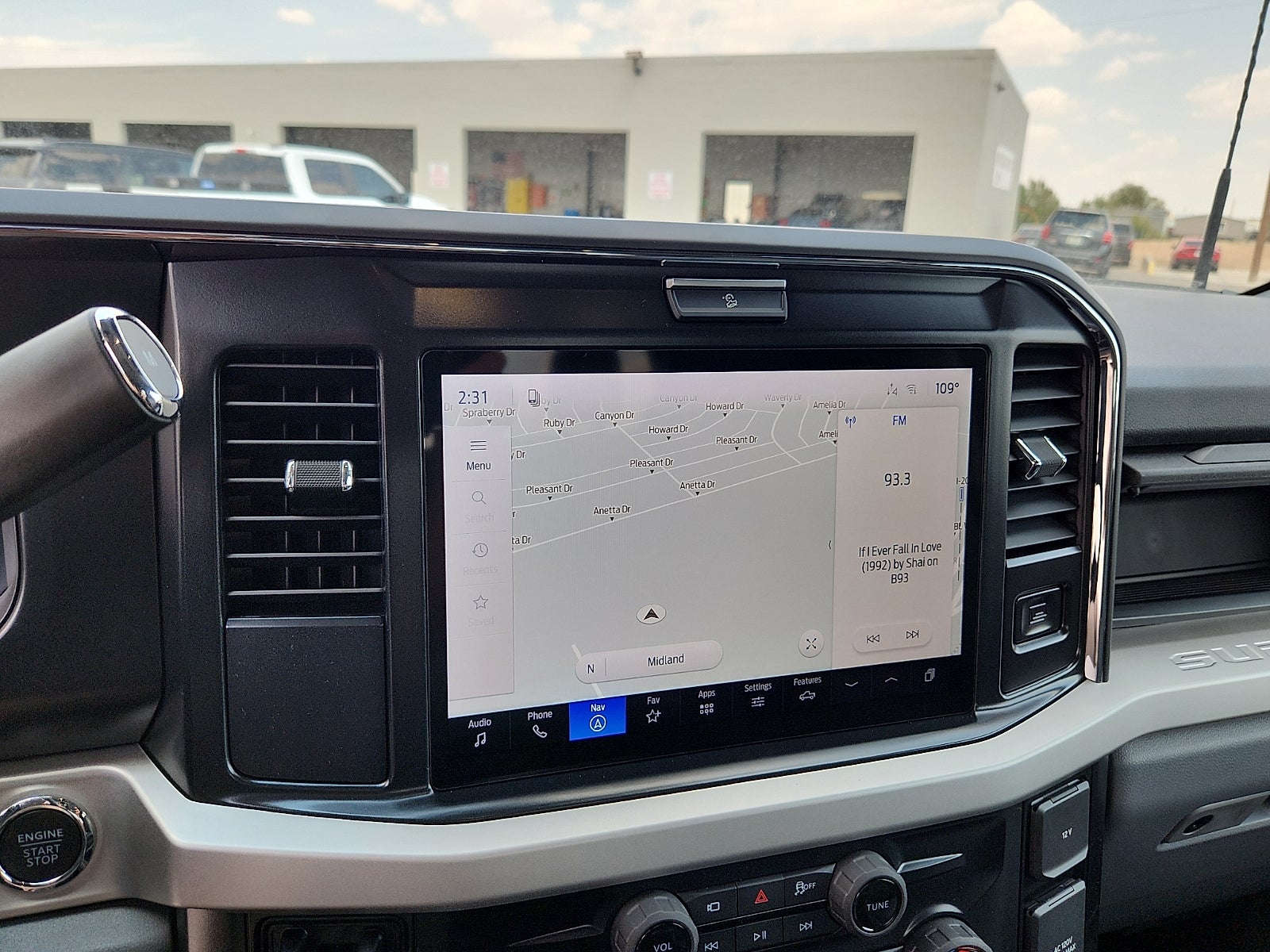 2027 Ford Super Duty F-250 SRW XL